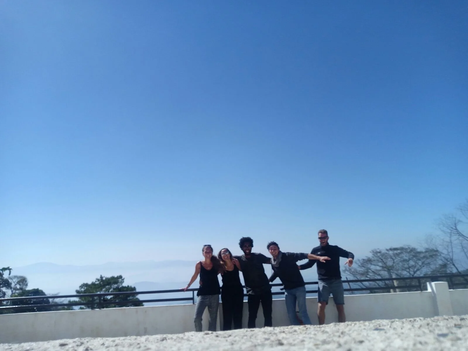  The best thing about travelling is the people you meet along the way 