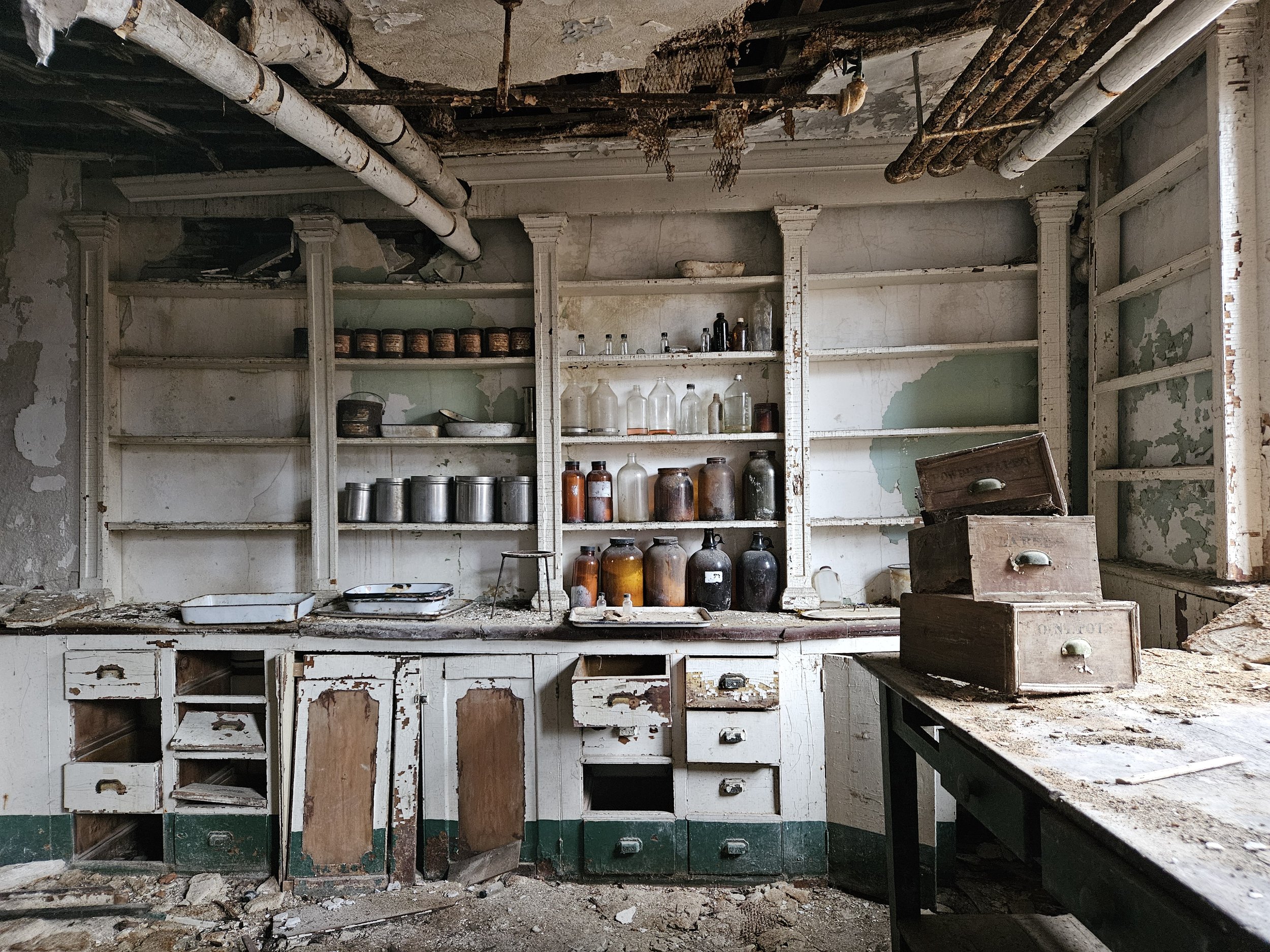 Ye Olde Pharmacy