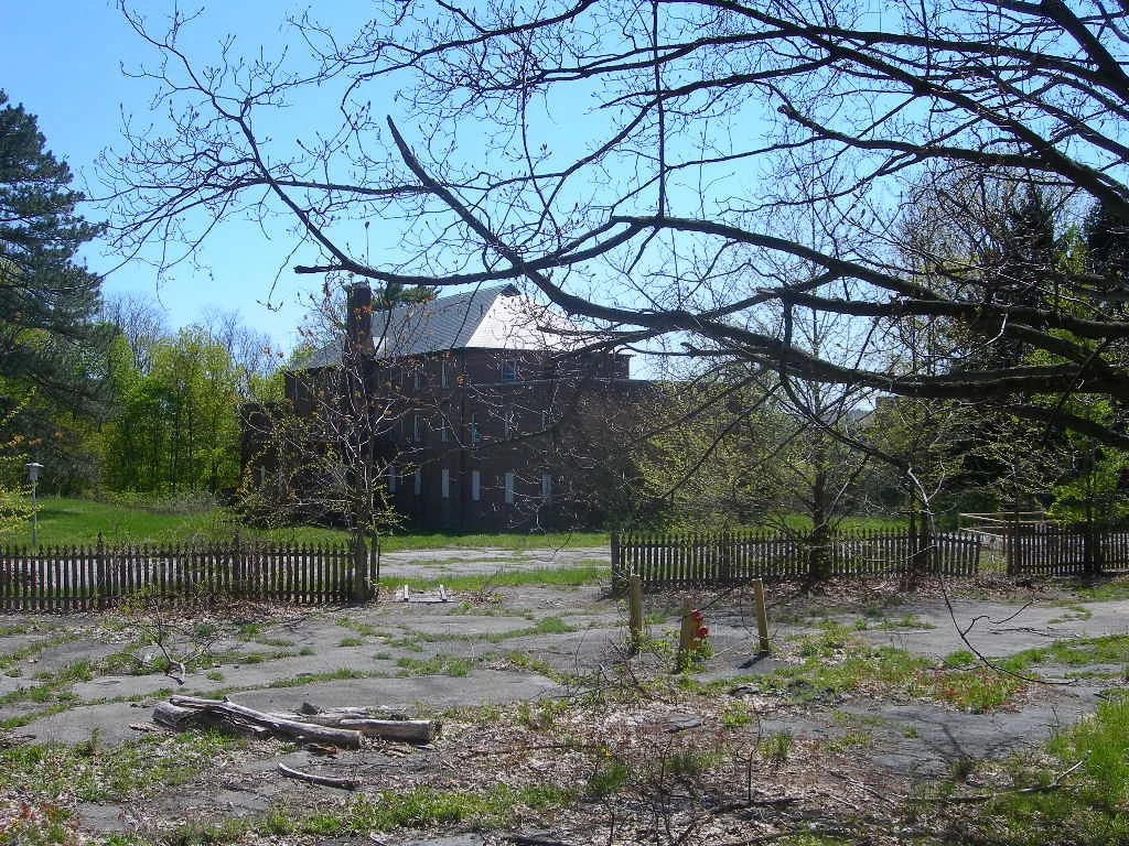 HR 4-29-06 147-2.jpg