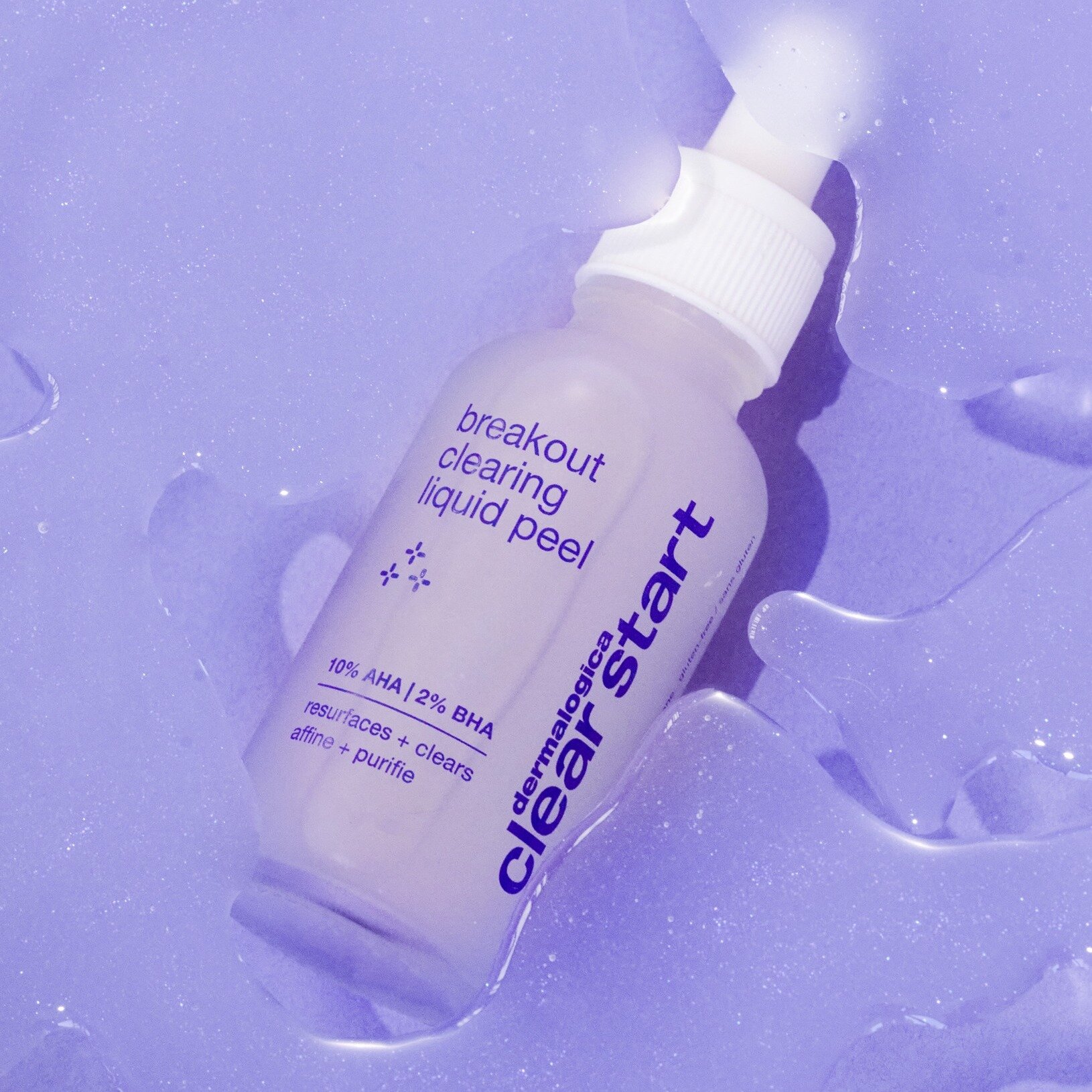 Dermalogica Breakout Clearing Liquid Peel!

An AHA/BHA exfoliating peel that combats active breakouts and resurfaces skin for a smoother brighter more even skin tone.
Containing these amazing active ingredients, Salicylic Acid (stimulates natural exf