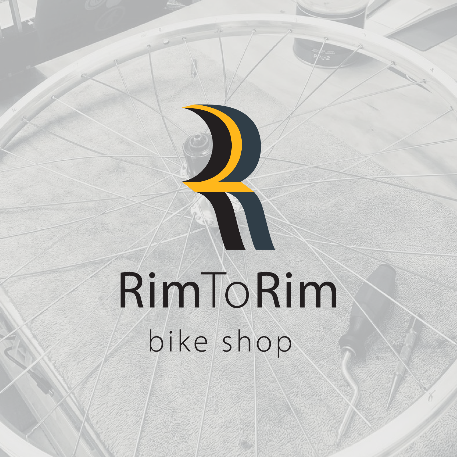 R2R_Logo_on_wheel.png