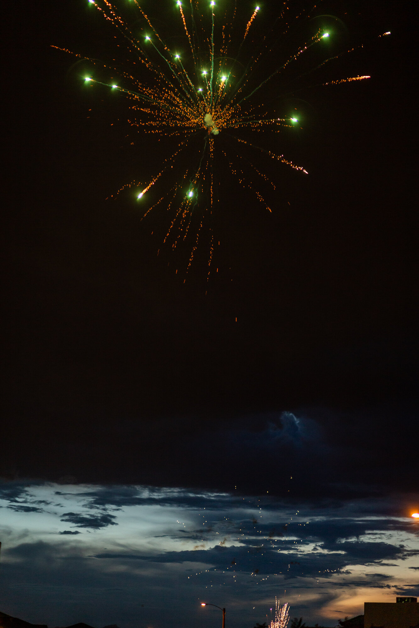 fireworks july 4 2021 by Luis Nieto Dickens - web -6.jpg