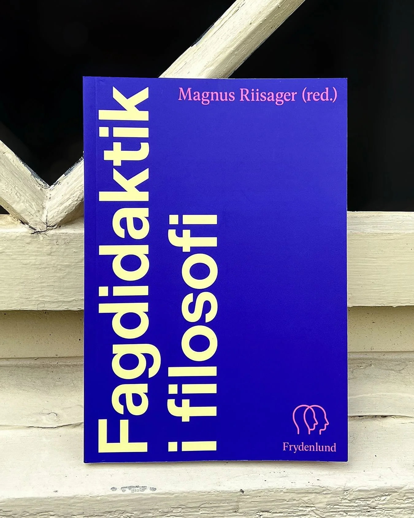 Redesign af Frydenlunds &lsquo;Didaktik&rsquo;-serie. F&oslash;rste bog i nye kl&aelig;der er: Fagdidaktik i filosofi 🎉 

#BookDesign #CoverDesign #BookCoverDesign #Bookstagram #EditorialDesign #PublishingDesign #Bogdesign #Bogomslag #Danskeb&oslash