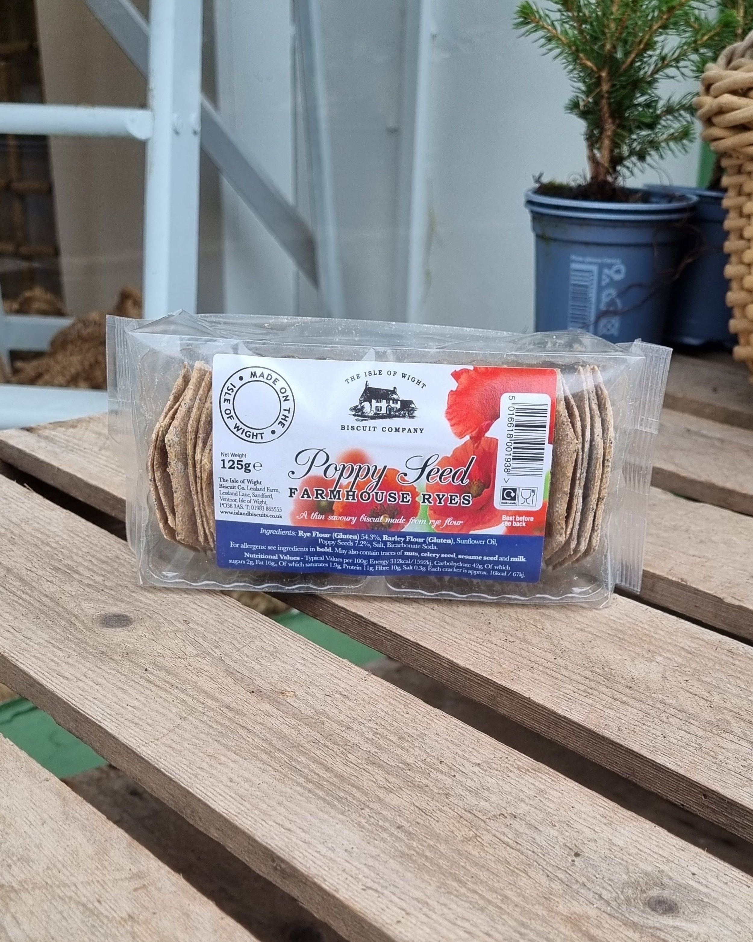 Poppy Seed Rye Crackers