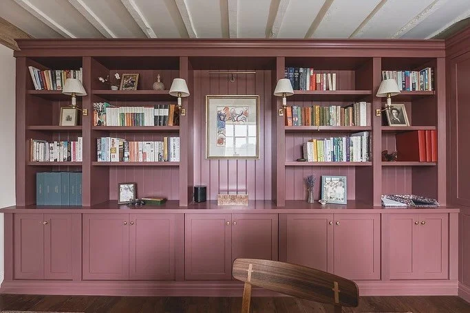 COTSWOLDS // HOME OFFICE
Glorious Home Office as part of a full home project. 
⠀⠀⠀⠀⠀⠀⠀⠀⠀
Crafted in house by our talented team of cabinet makers. This bespoke home office and bookcase, nestled in the heart of the Cotswolds, brings about classic shake