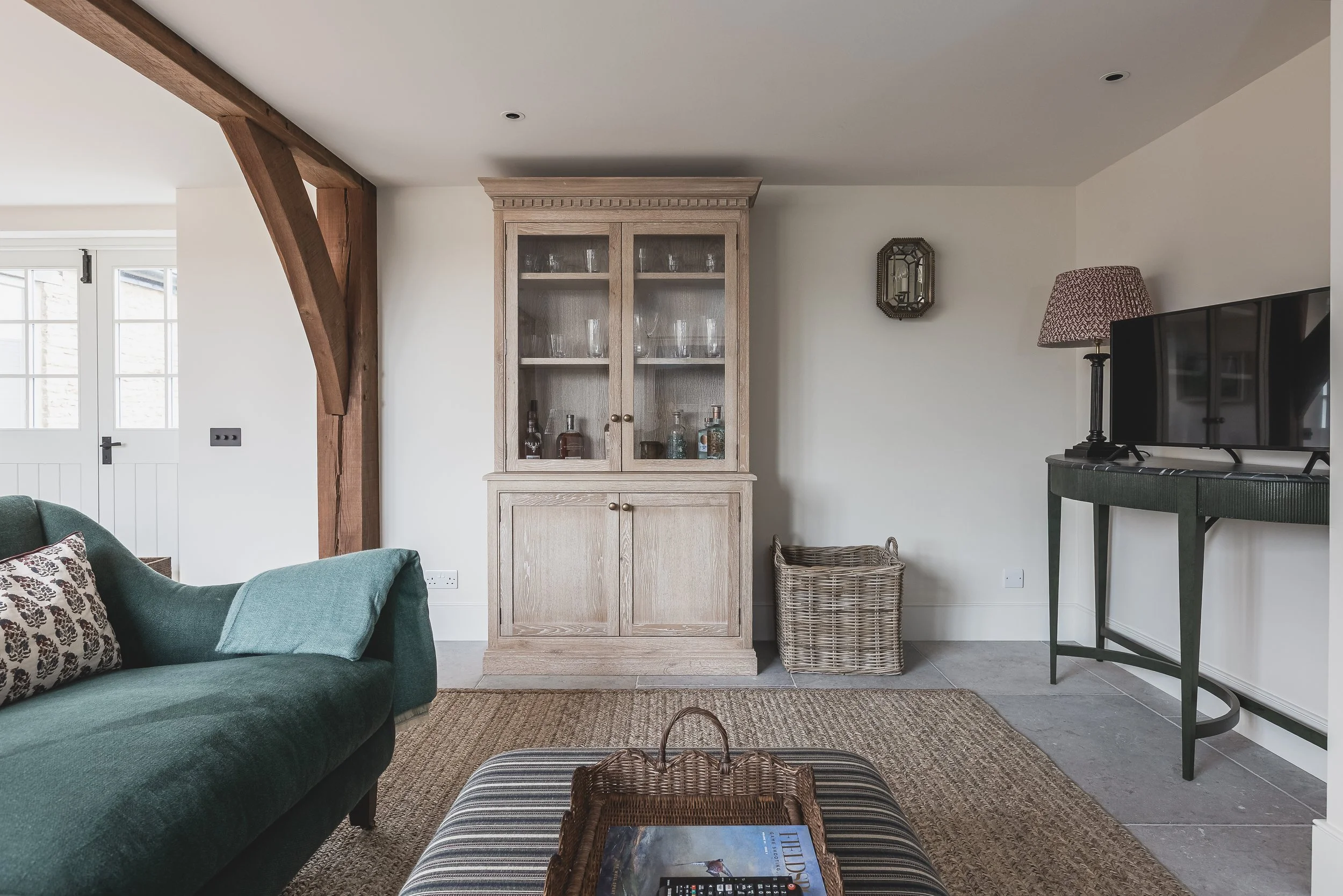 Drinks Cabinets & Bars