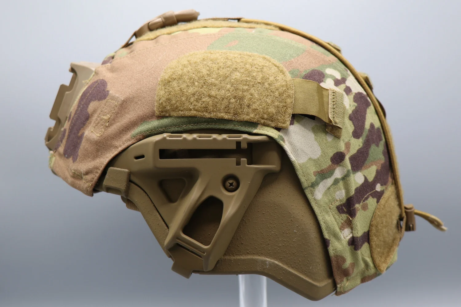US Combat Used IHPS Helmet — Iraqi Militaria