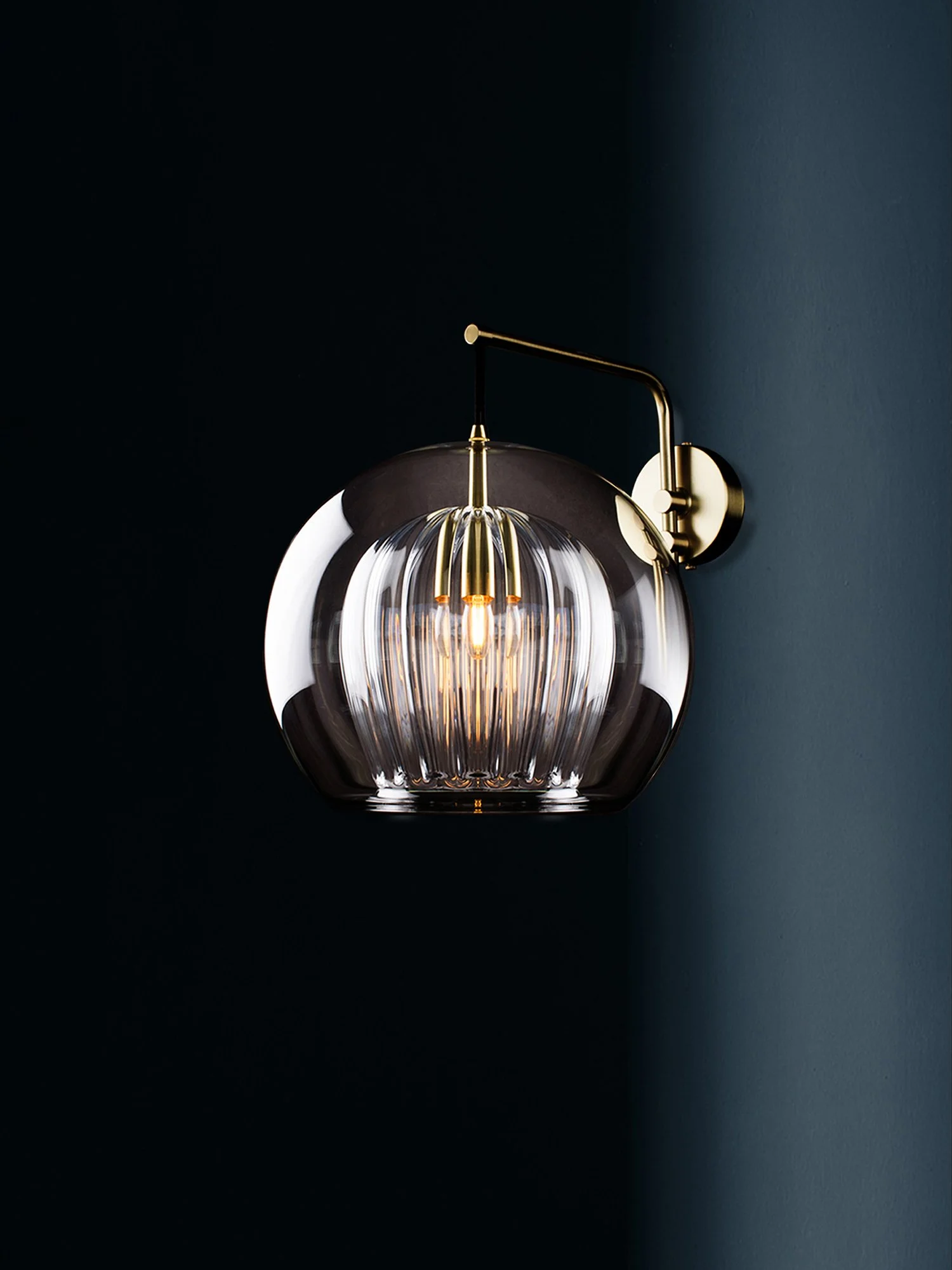 Pleated Crystal -  Wall - 2 Clear.jpg