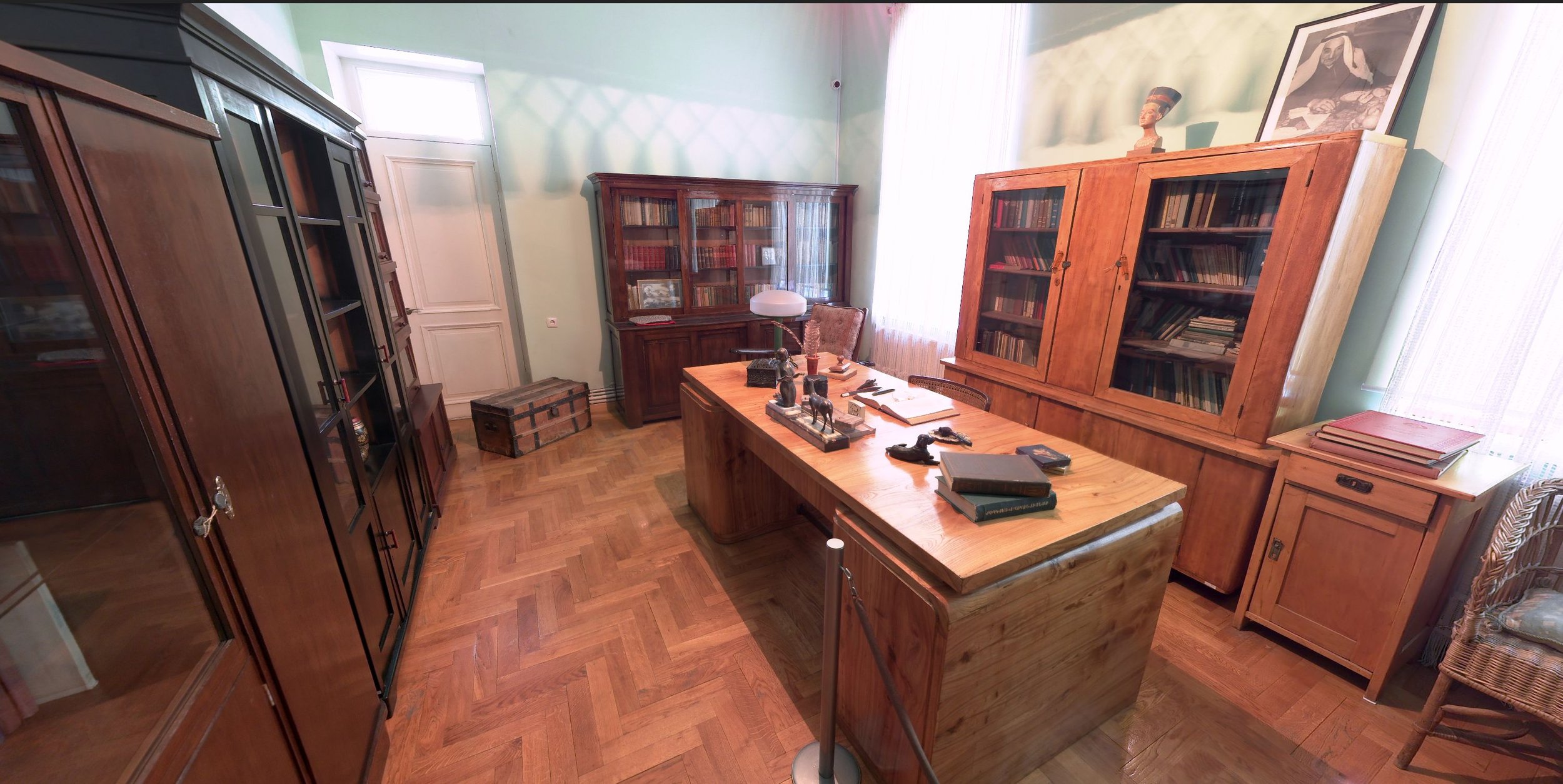 House Museum of Avetik Isahakyan TIEDOT LAITETAAN