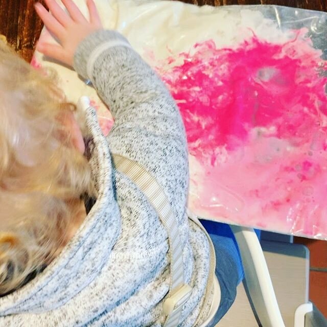 🎨 p a i n t  s q u a s h 🎨 .
.
Another day, another sensory activity. .
.
I was feeling pretty desperate for something that would contain him in the high chair for a while whilst I got on with things and this worked a treat. .
.
I carefully measure