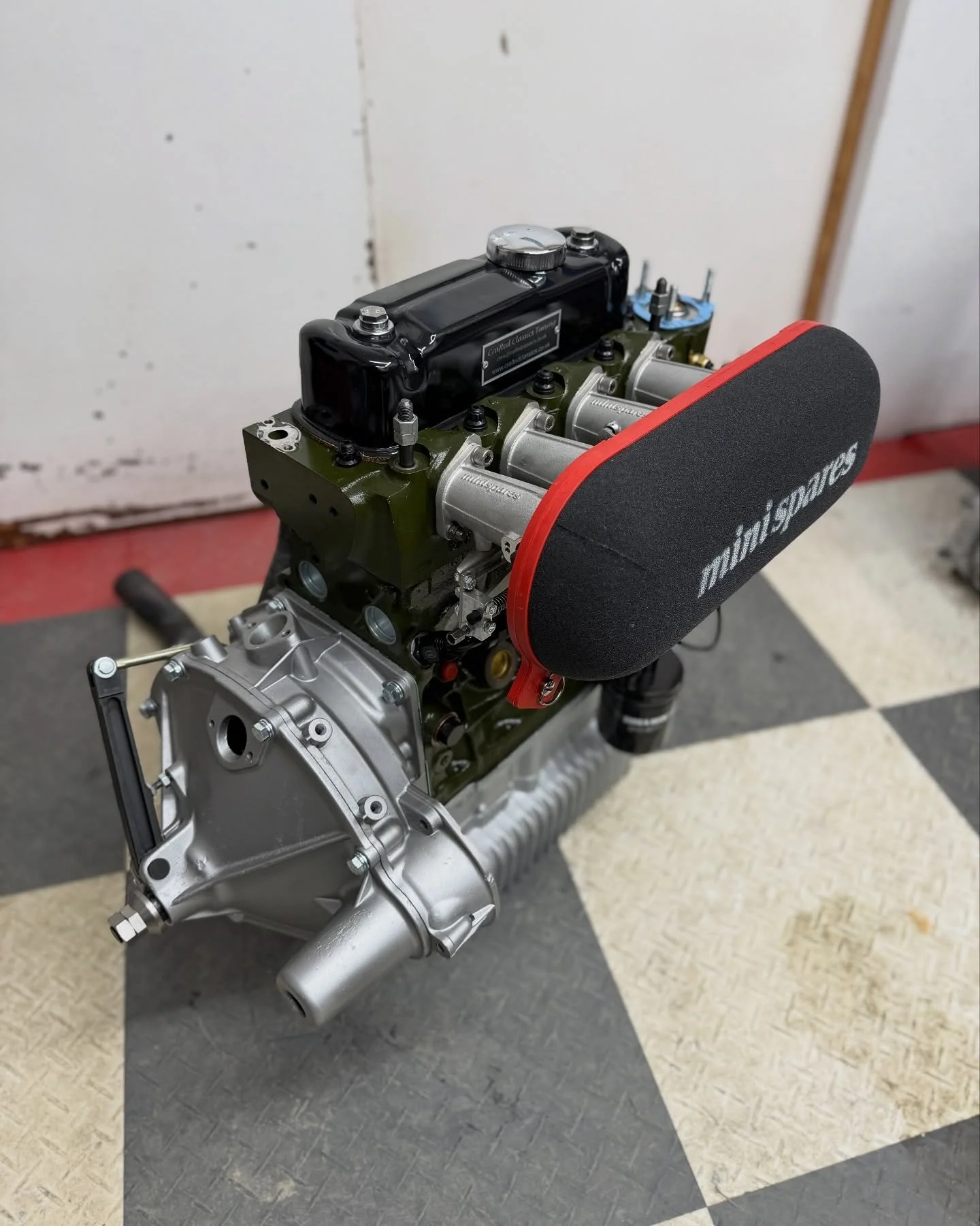 Mega compact punchy package. Beast of a 1380cc engine for @a_mini_or_2 and an amazing collection of minis he and his father have. 
📧 chris@craftedclassics.co.uk
www.craftedclassics.co.uk
📞 01728628538

.
. 
.
.
.
.  #lovemyjob #clean #aseries #aser