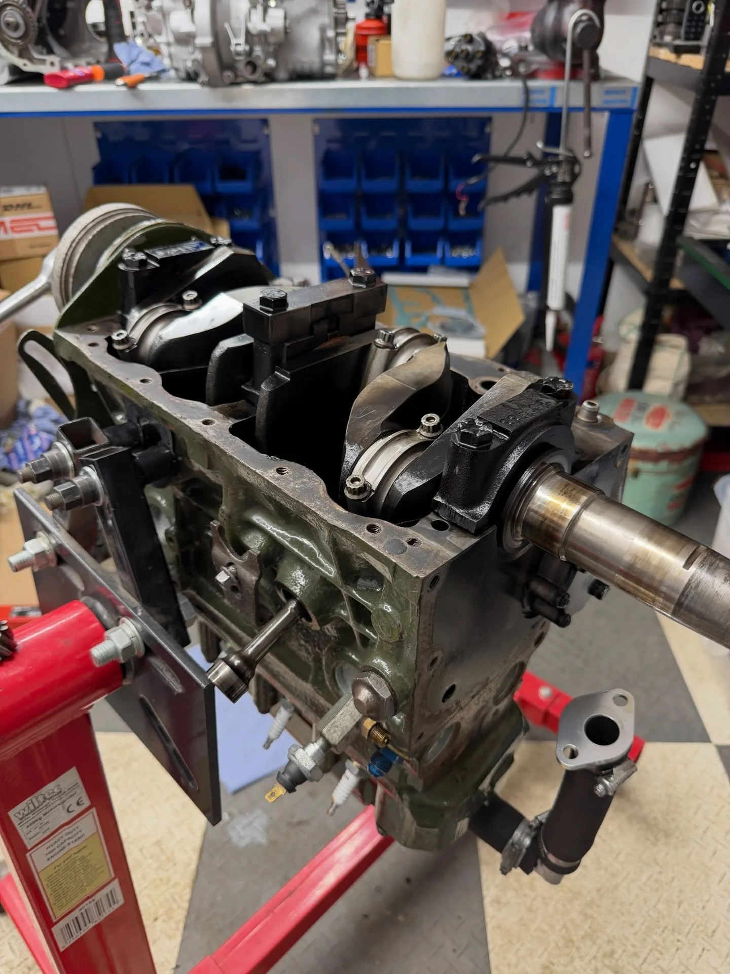 Inspection on this semi competition hill climb engine I built 8 years ago! Still going strong and now in for some transmission upgrades. #upgrade #competition #rally #hillclimb #engine