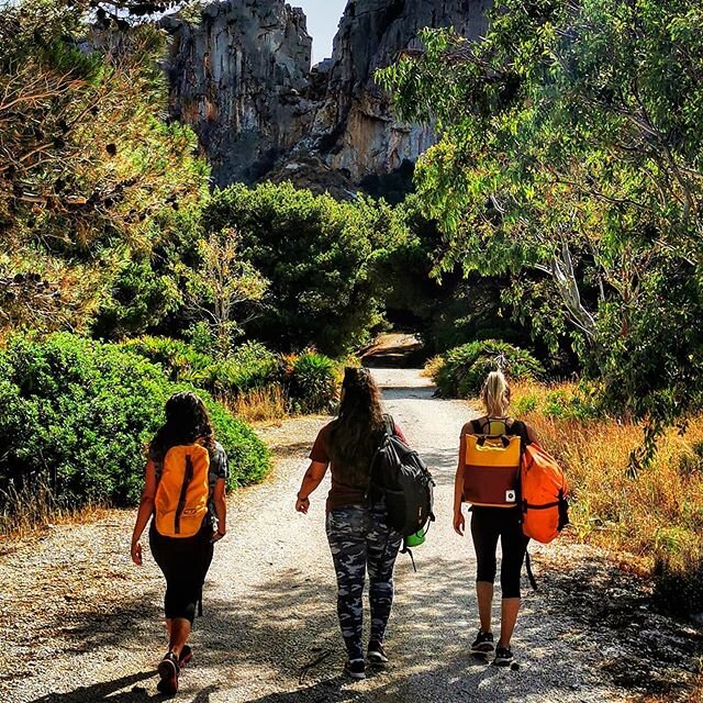 Sempre una Direzione 🌍💪🏼
.
#climbgirls #girls #girlpower #girlfriend
.
E come sempre amici
Nel frattempo.. #fatevisalirelavoglia ‼️‼️ #happy #rock #love #climber #climbing #climbinglife #arrampicata #klettern #escalade #escalada #climb #bouldering