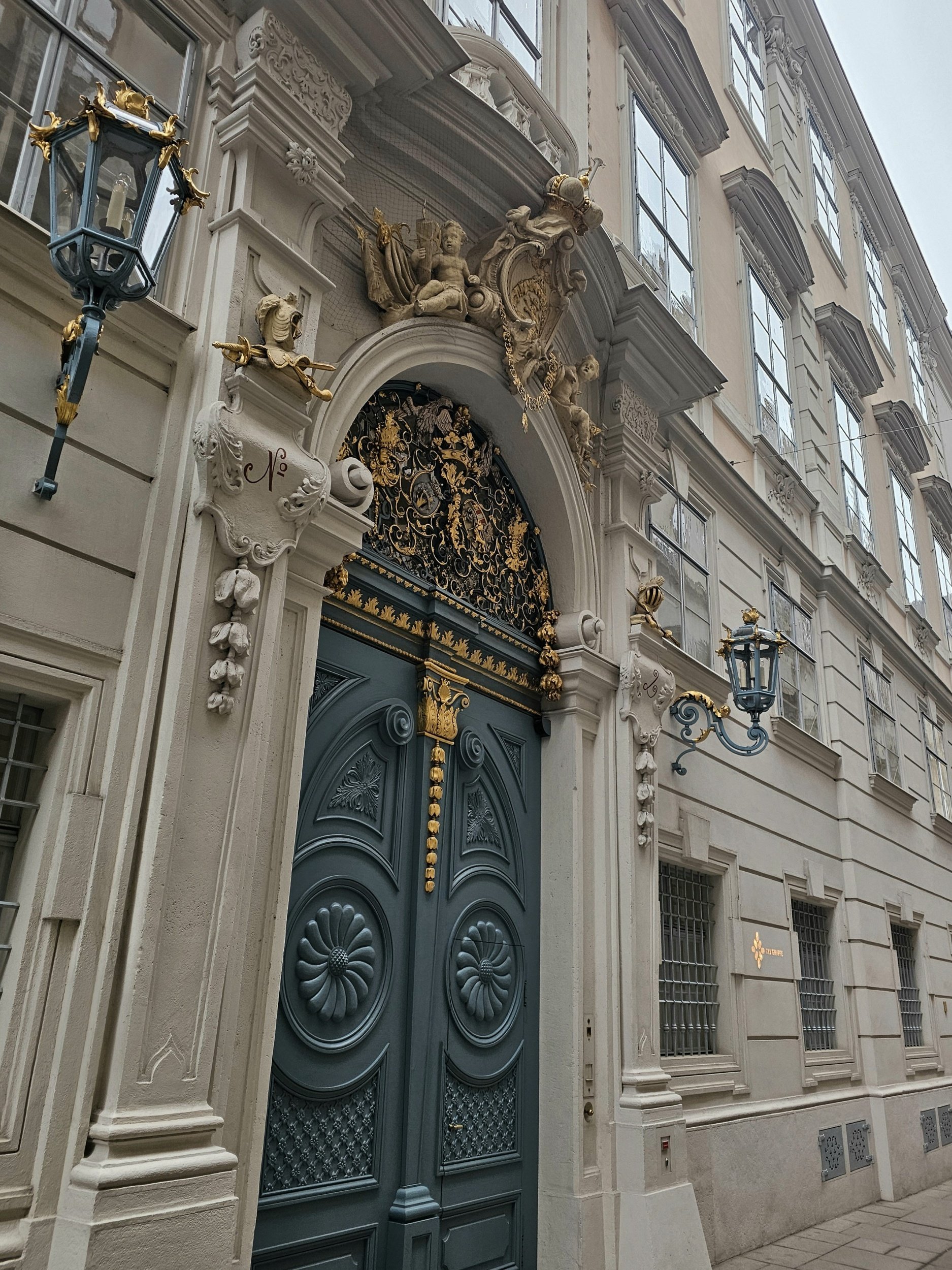 Brocade building design