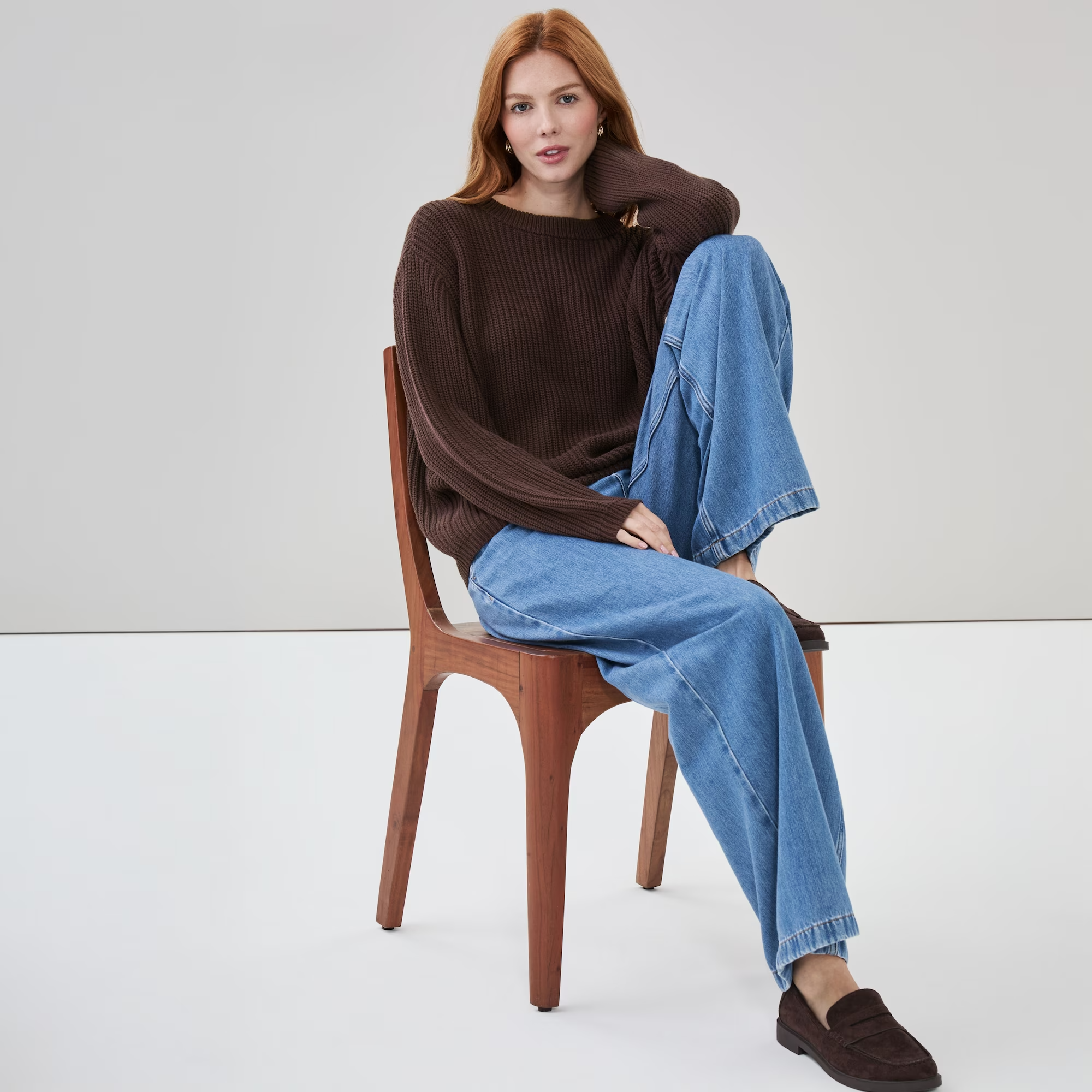 f6wr074538_dark_brown_on_figure_forward-facing_2000.png