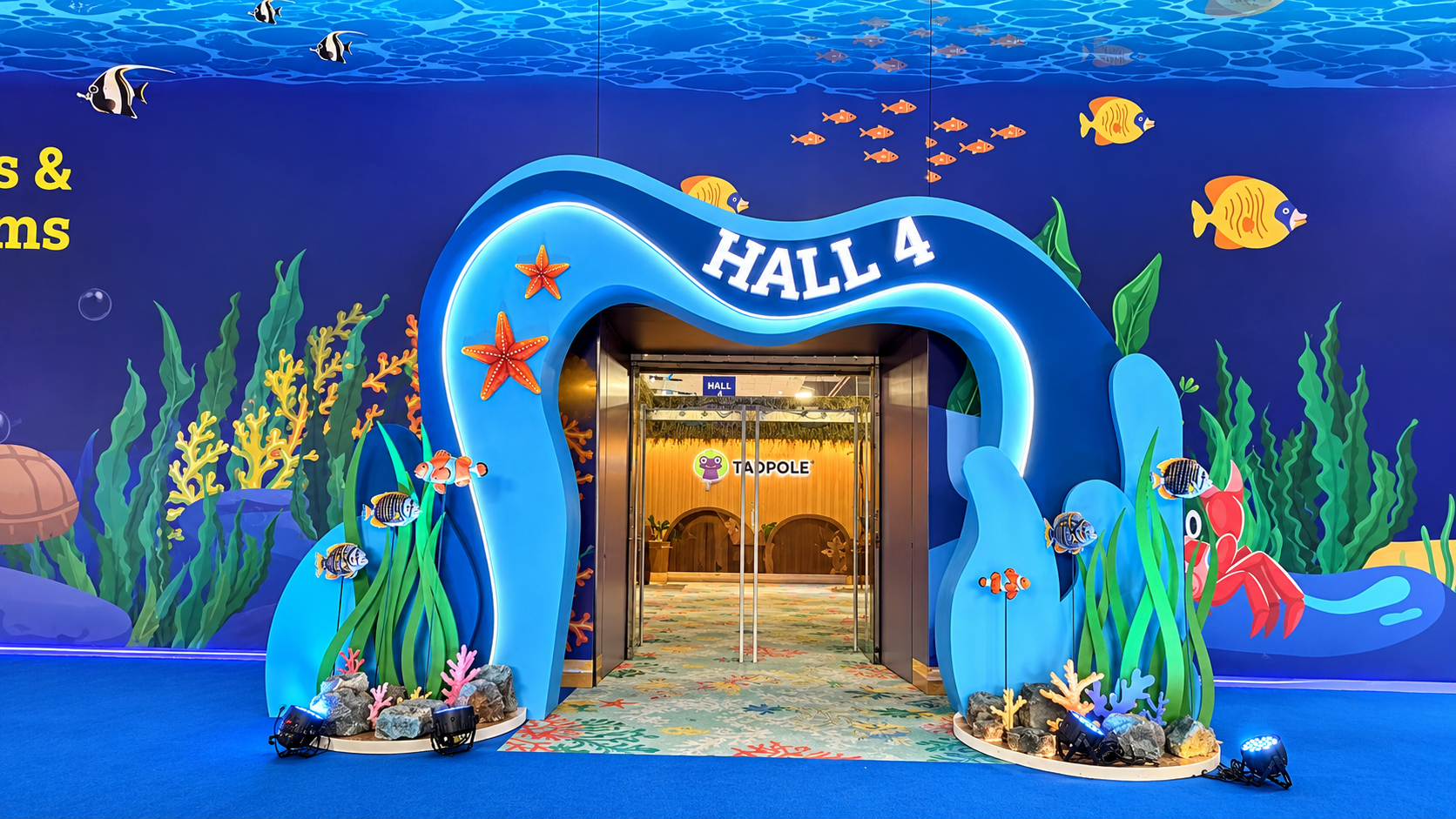 Underwater Hall 4 Entrance.png