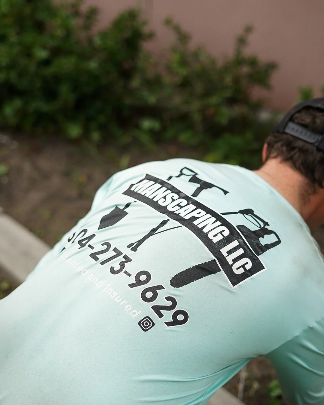 The grass is greener on our side🍃call or text (504)273-9629 for a free estimate today! 

#callnow #lawncare #freeestimate #grassisgreener #manscaping #gardening