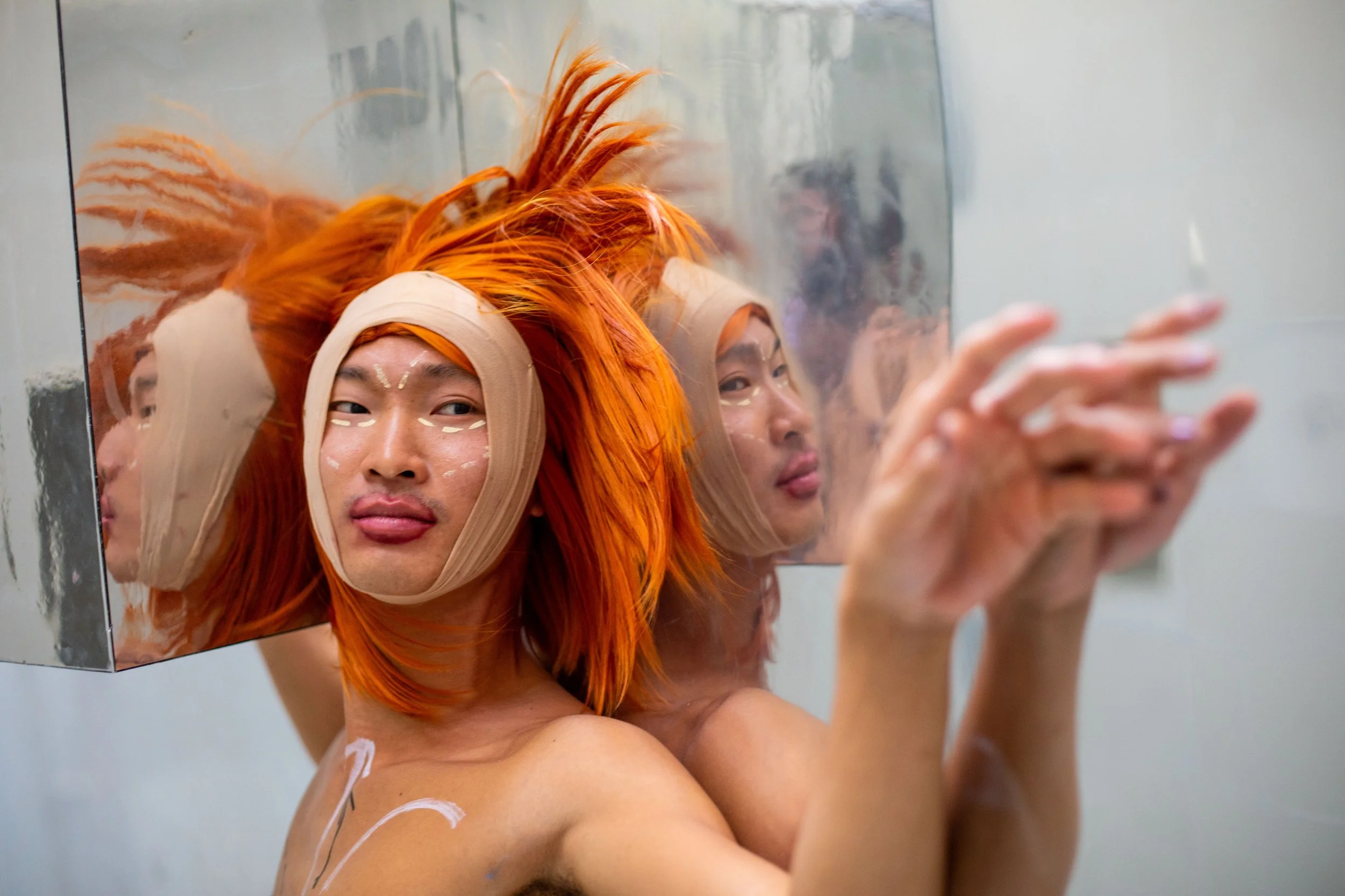 HAMMER : DAY 11 (AND NOW WE GET DRESSED)