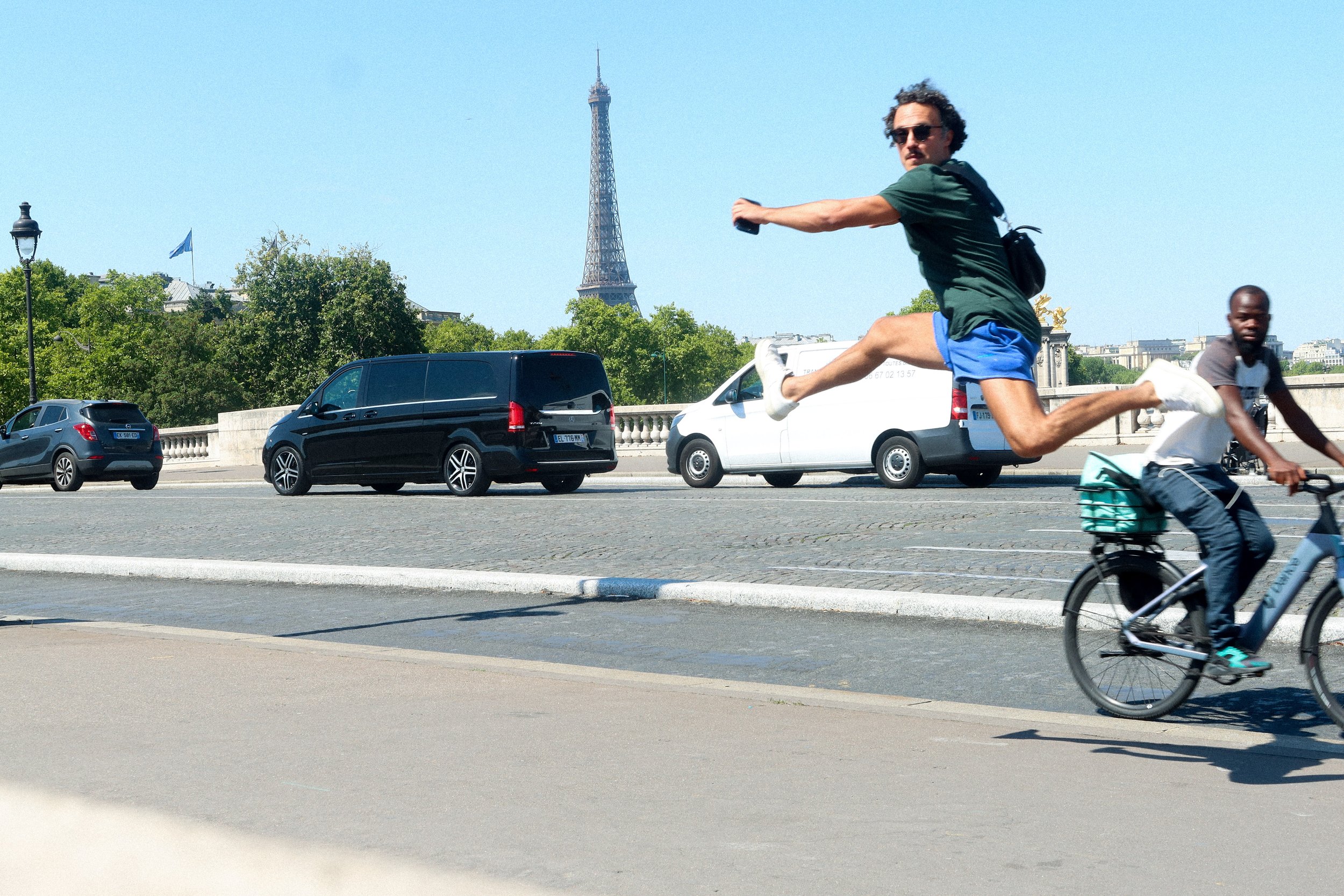 JUMPING IN PARIS