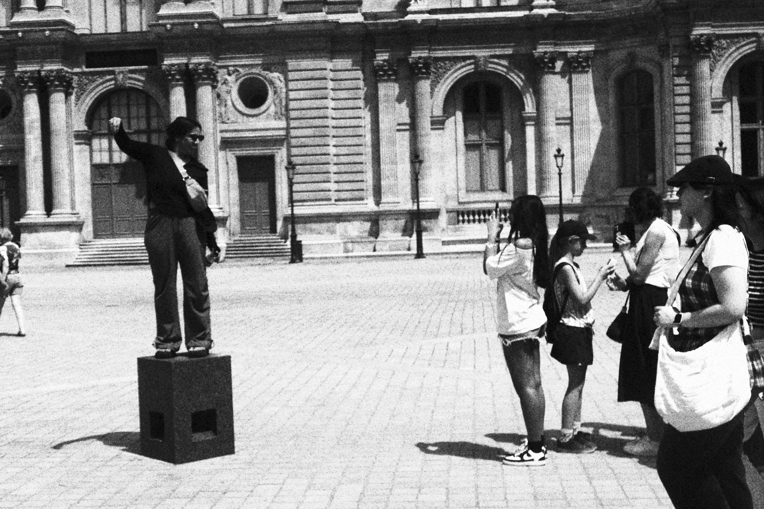 PARIS VGJ II-1677.jpg