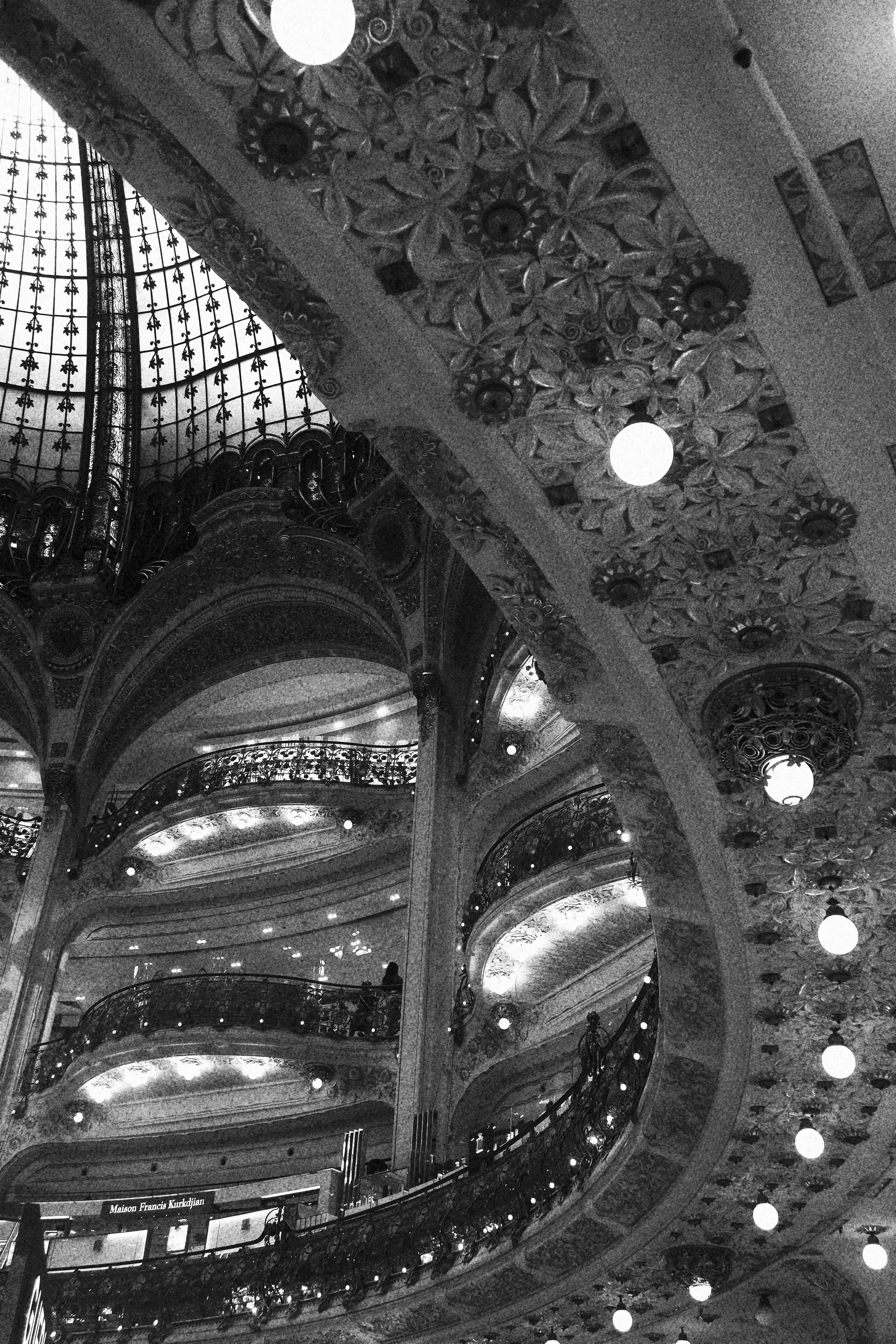 PARIS VGJ II-2428.jpg