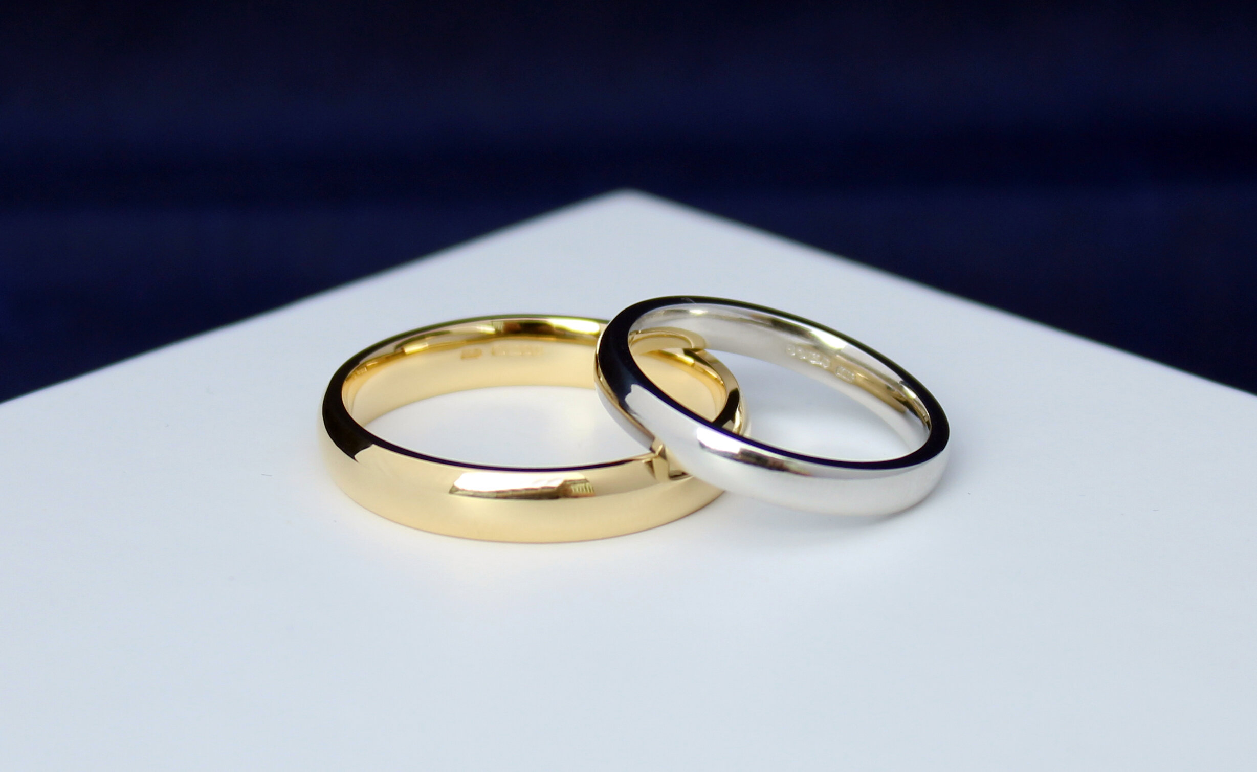 Gallery - Bespoke engagement and wedding rings created by Sara Lois ...