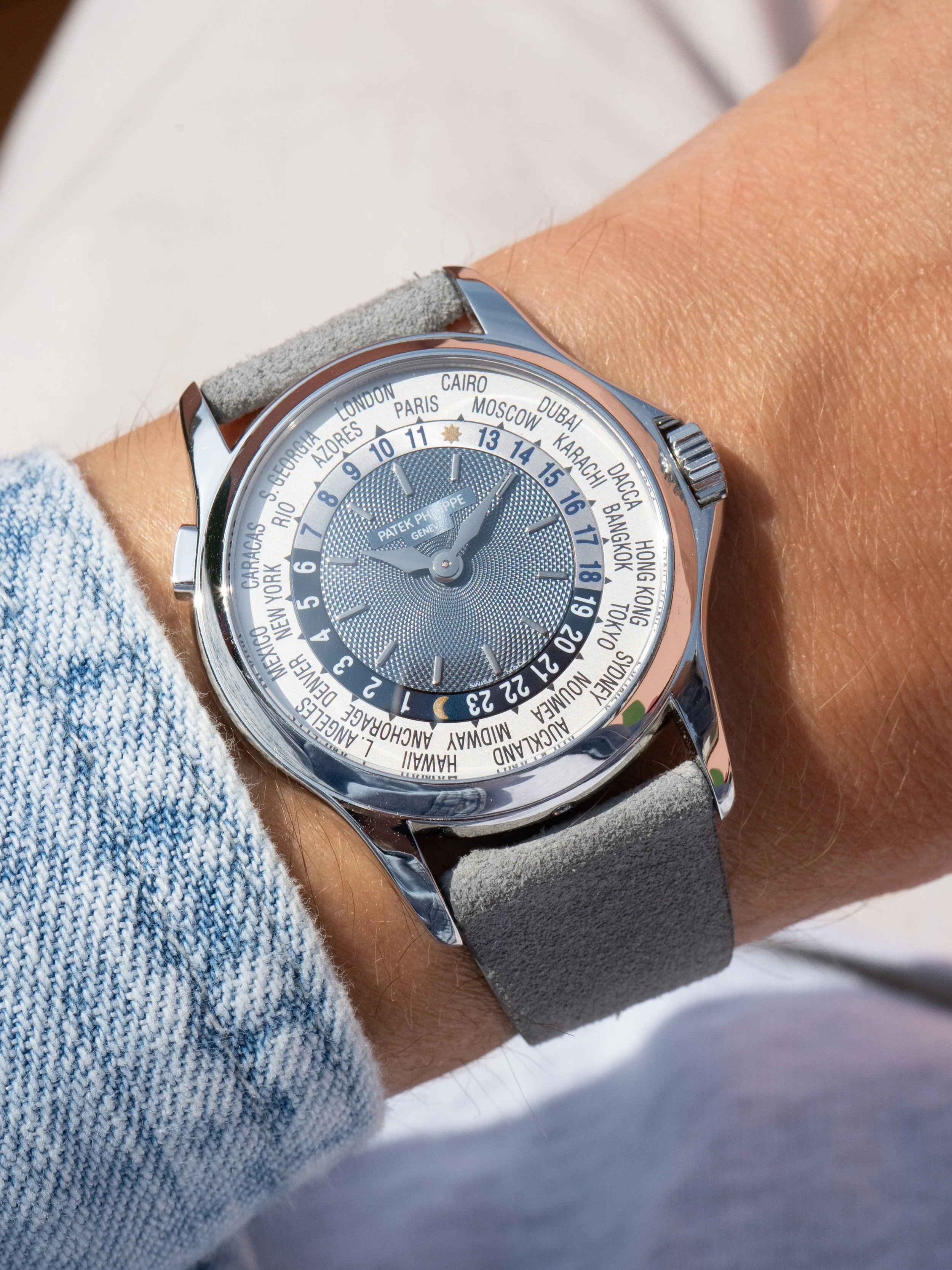 Early 2000’s Patek Philippe World Time 5110P Platinum With Service Papers 1.JPG