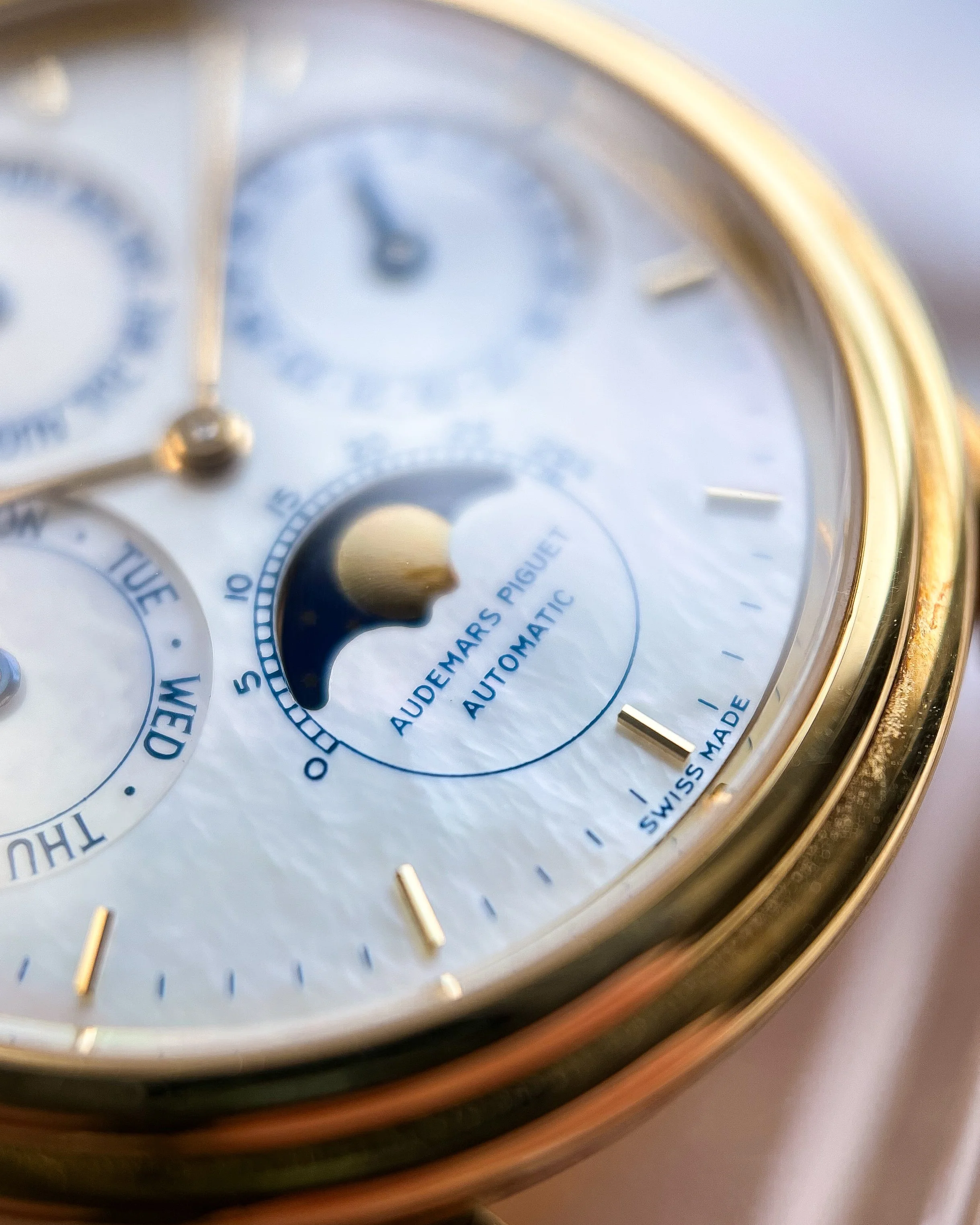 1988 (sold 92) Audemars Piguet Perpetual Calendar 25657 Mother-of-Pearl Box and Papers 2.JPG