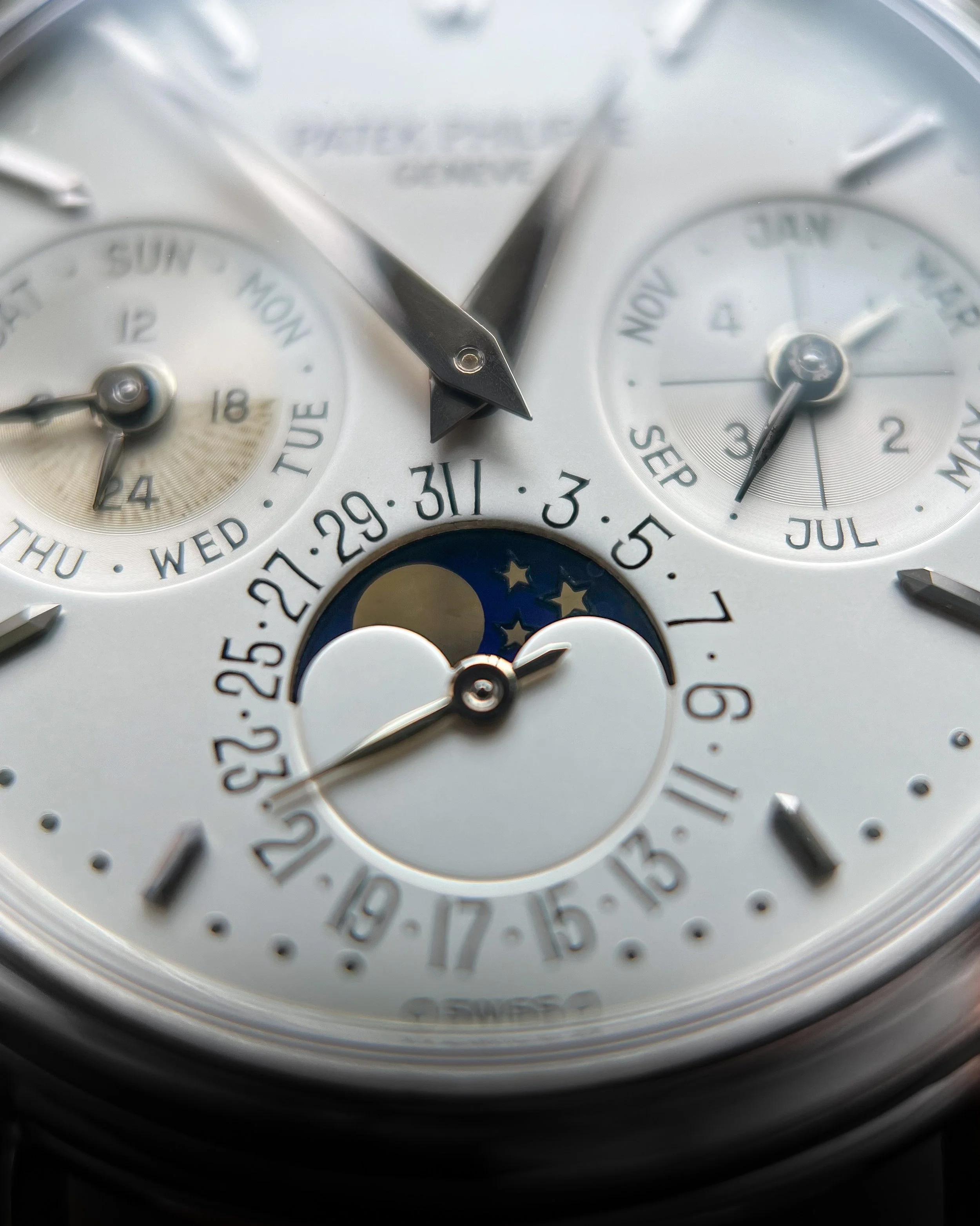 1992 Patek Philippe Perpetual Calendar 3940 Platinum Collector Set 6.JPG