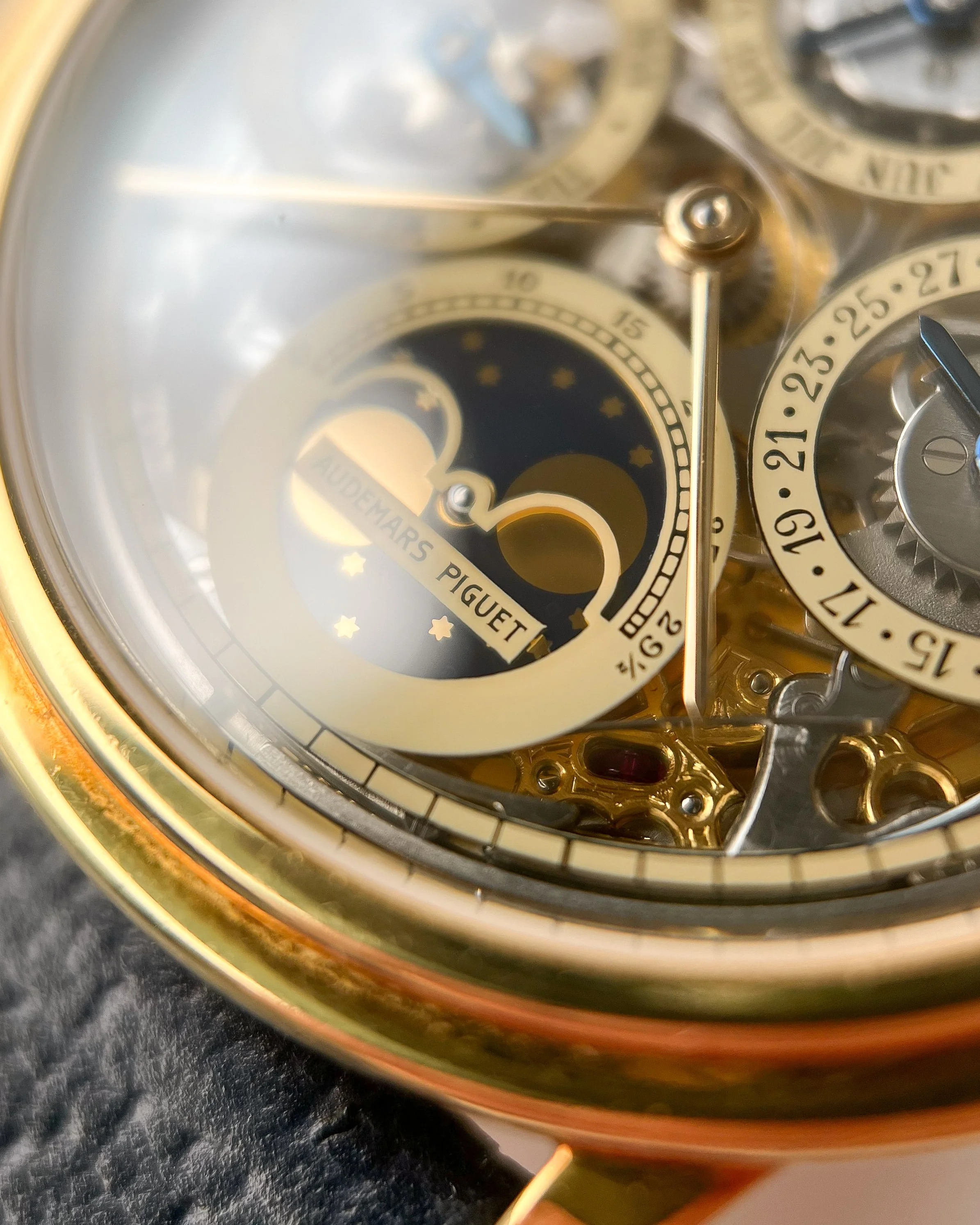 1993 Audemars Piguet Quantieme Perpetual 25668BA with AP Certificate of Authenticity 7.JPG
