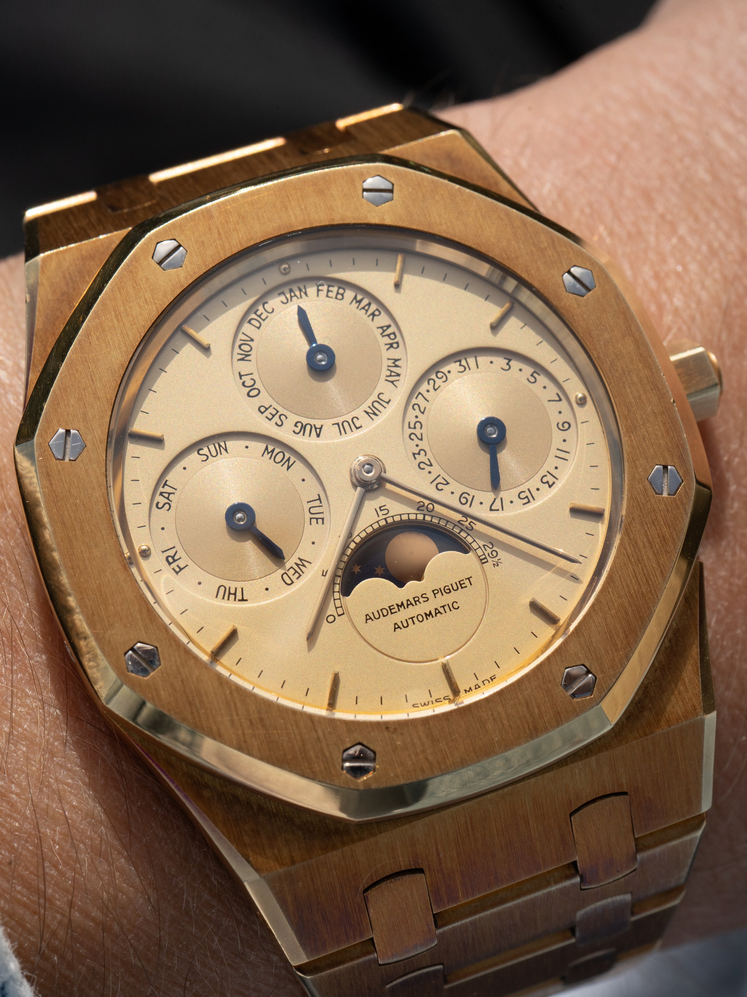 1990 Audemars Piguet Royal Oak Perpetual 25686 Display Back, 1 of 70 Pieces With Extract 18.JPG