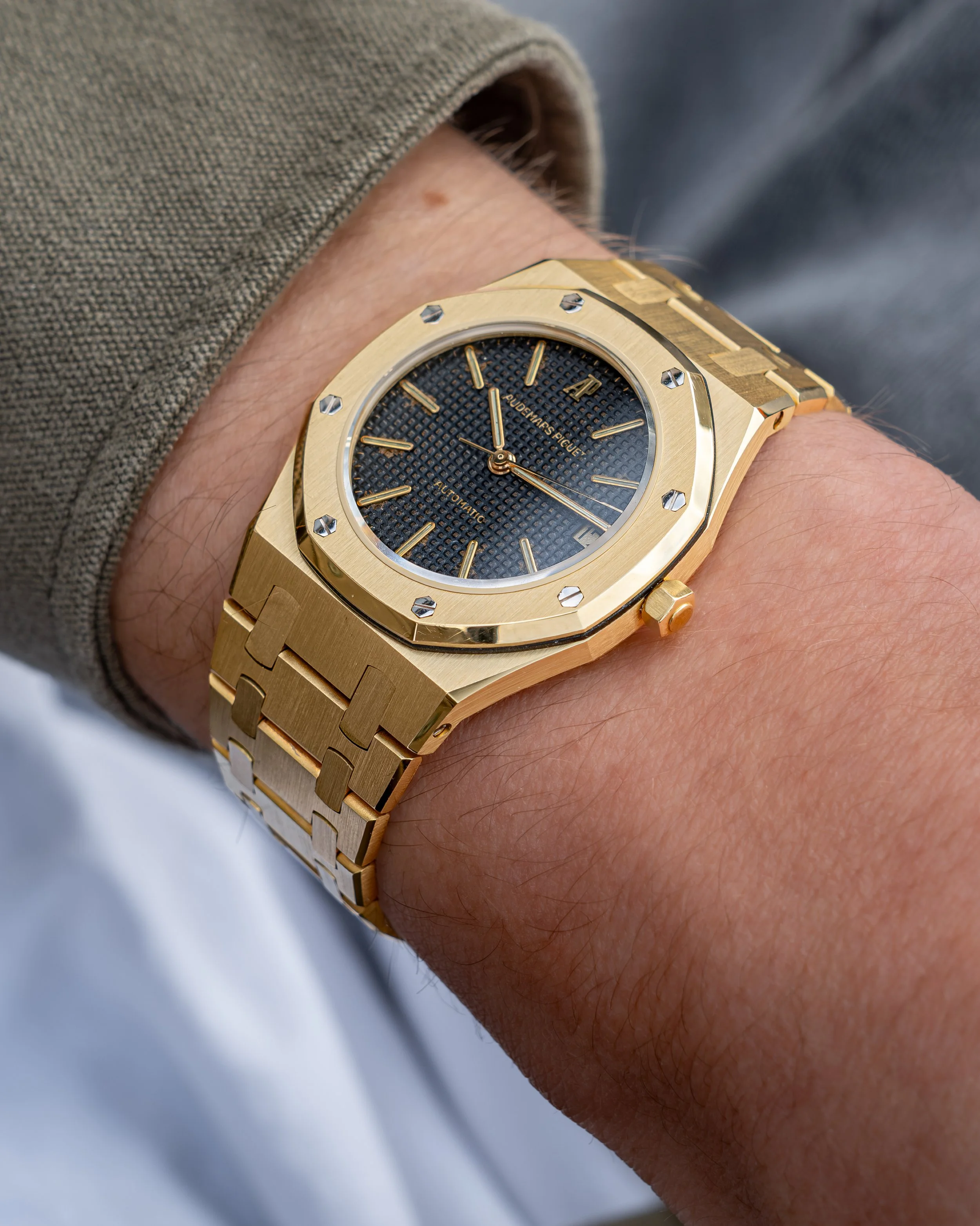 Circa 180 Audemars Piguet Royal Oak 4100BA 1.jpg