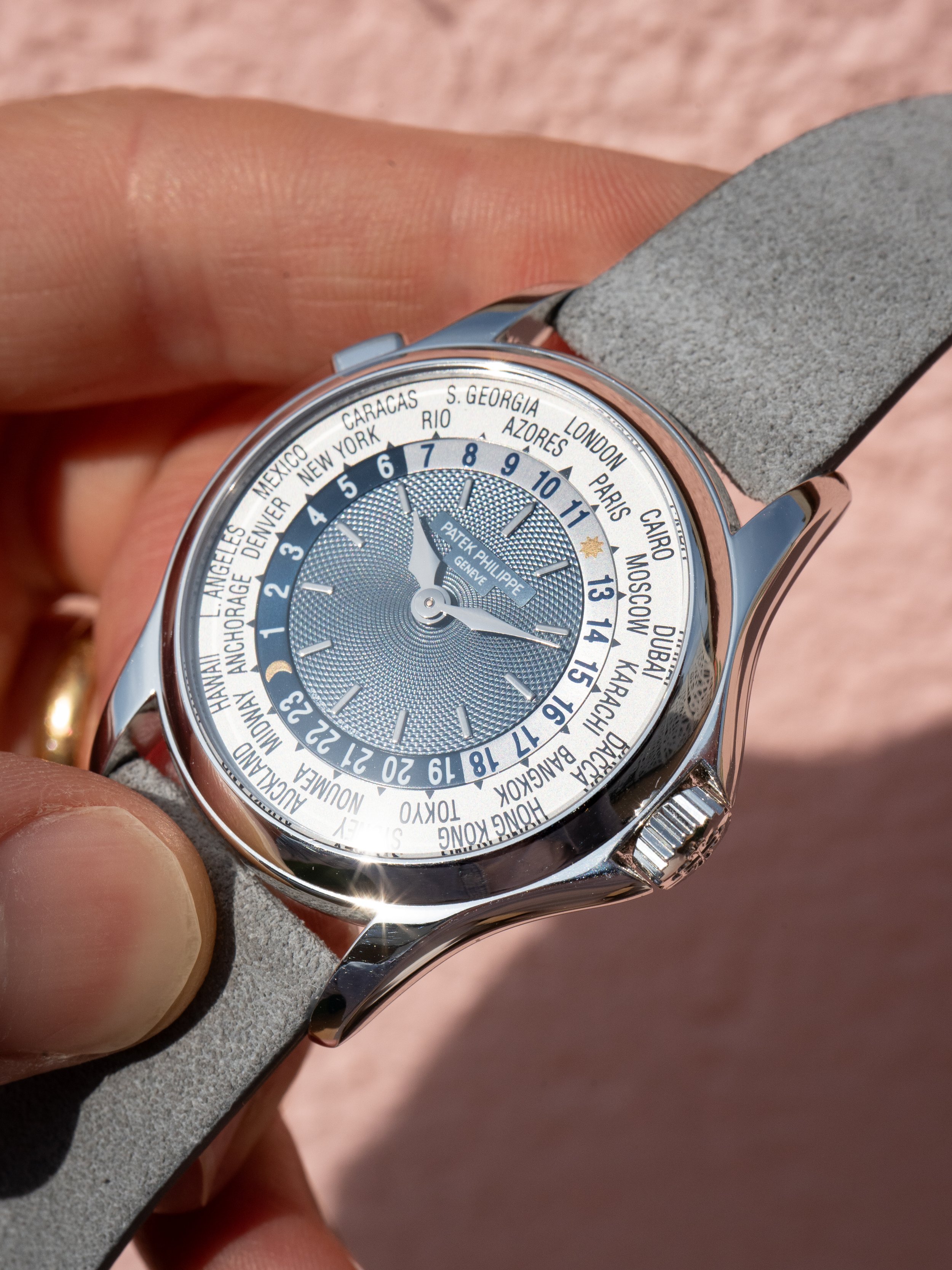 Early 2000’s Patek Philippe World Time 5110P Platinum With Service Papers 6.JPG
