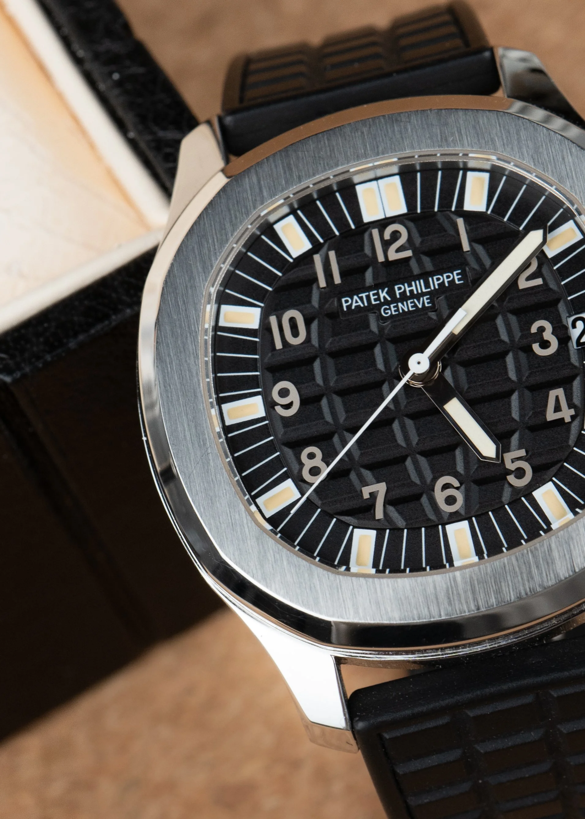 1999 Patek Philippe Aquanaut 5065:1A-001 Tritium Collector Set 3.JPG