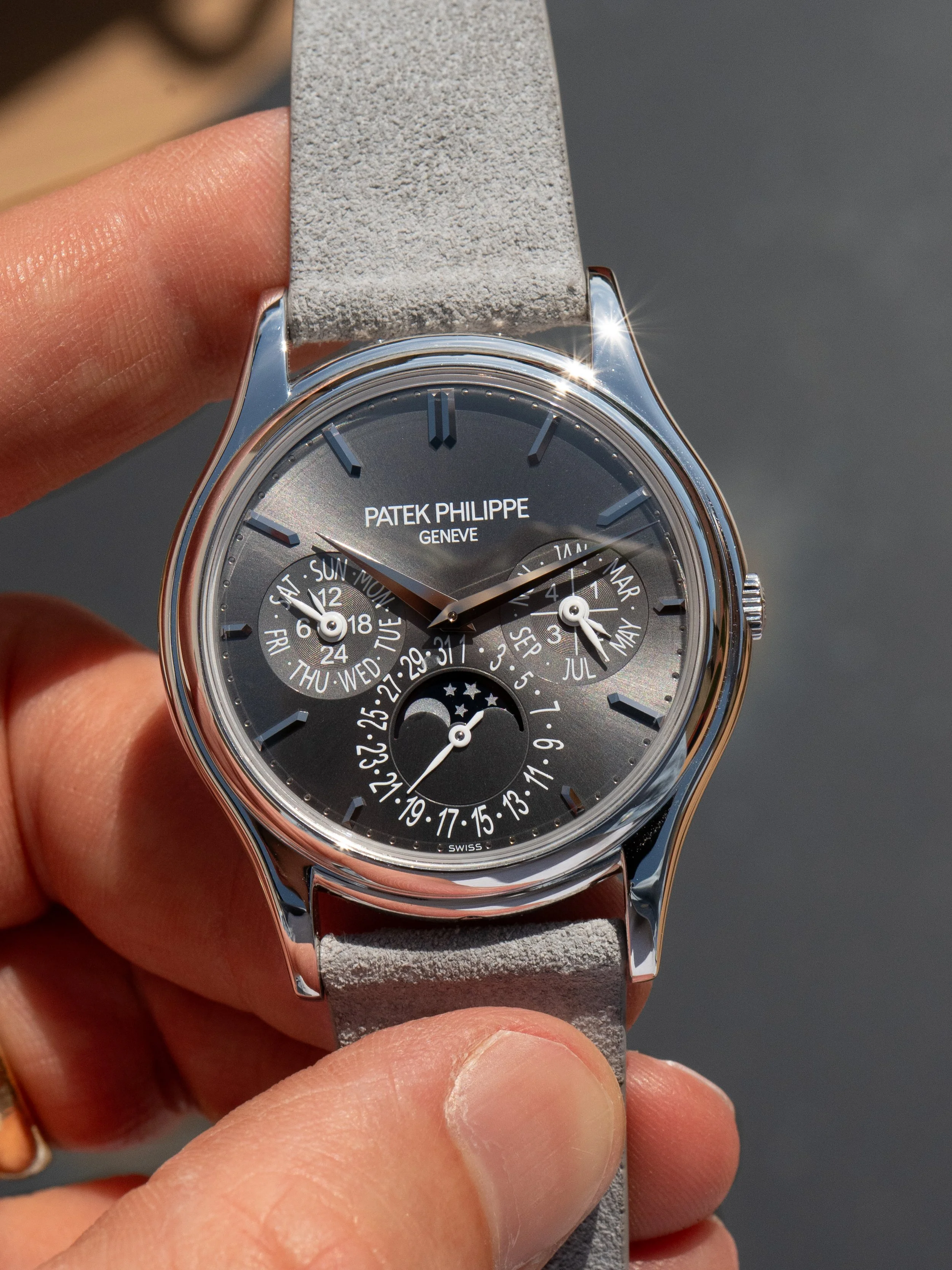 2018 Patek Philippe Perpetual Calendar 5140P Platinum Ft. Rare Grey Dial 11.JPG