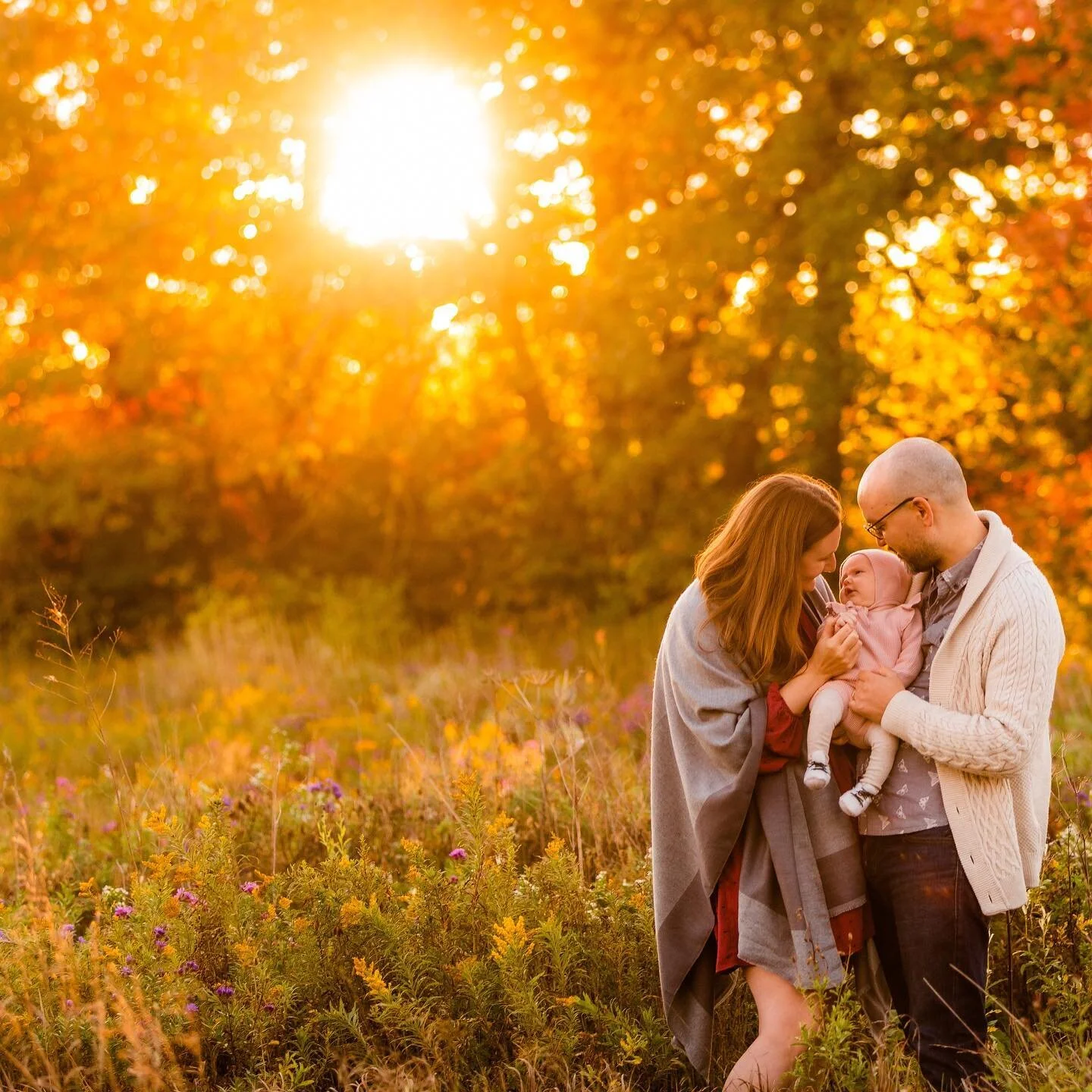 She was so so so little. 💛✨ 
Oh man, how much do I treasure adventure souls - willing to wake up for sunrise sessions. The light can be so magic. Right now it is 7:20-8:20am for the best light. 💛✨ It is so worth one early morning. 
I’m going to b