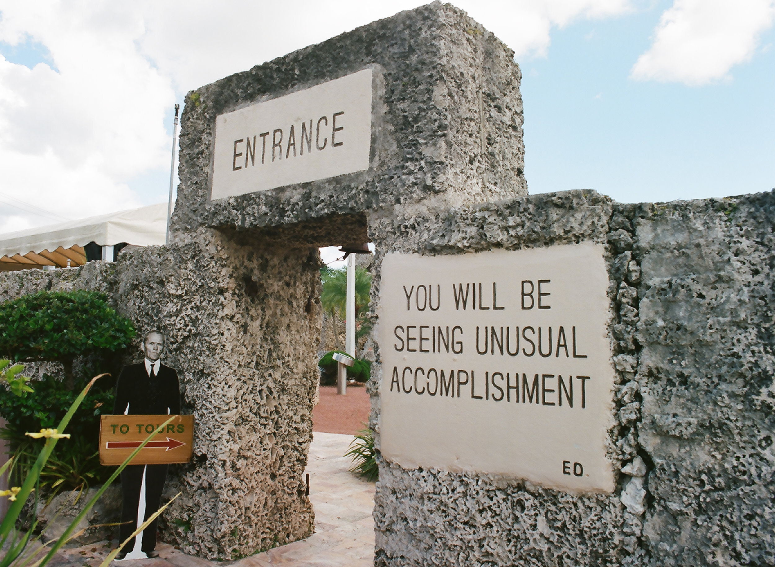Entrance to Coral Castle