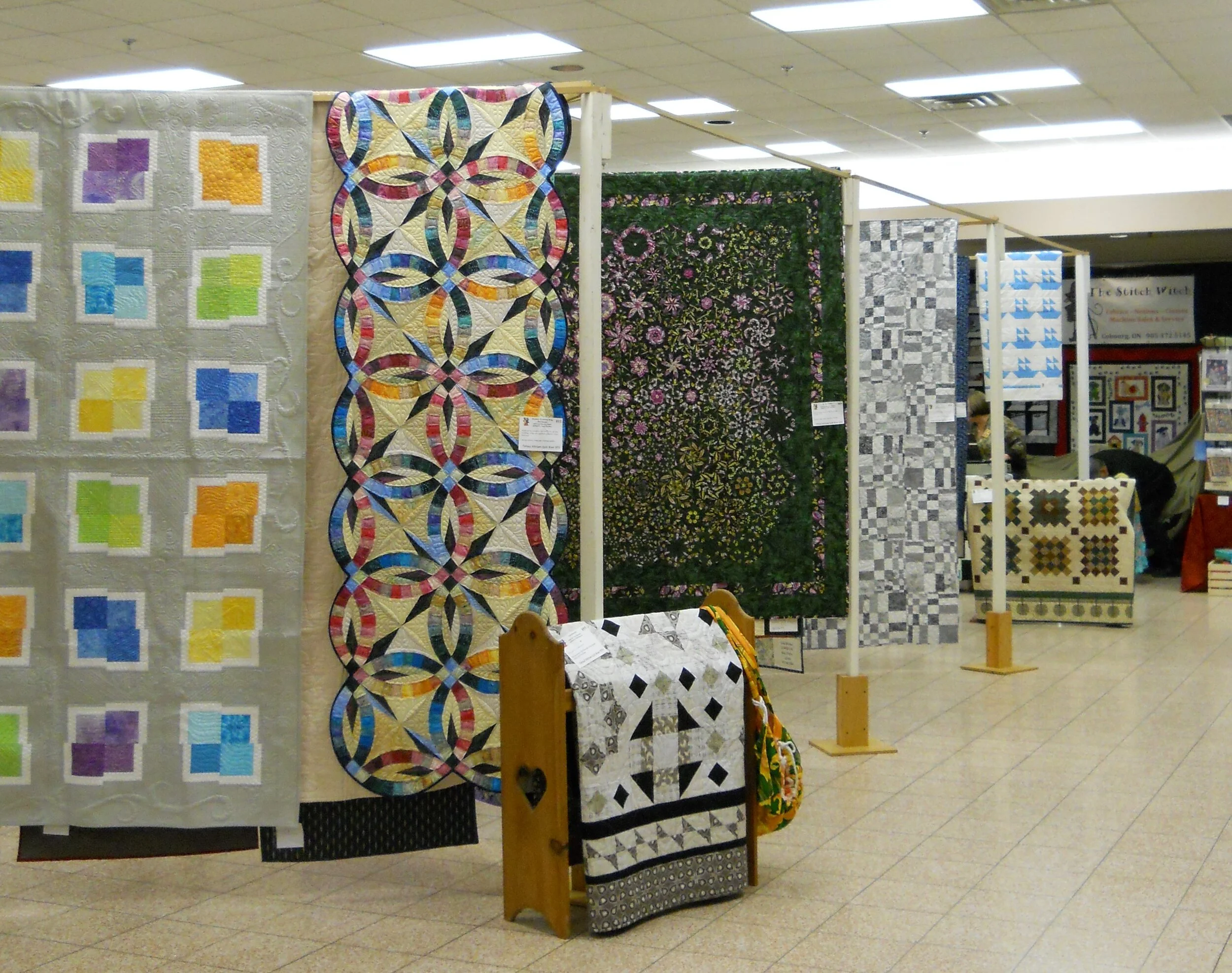 The Top 7 Ways to be a Great Quilt Show Visitor
