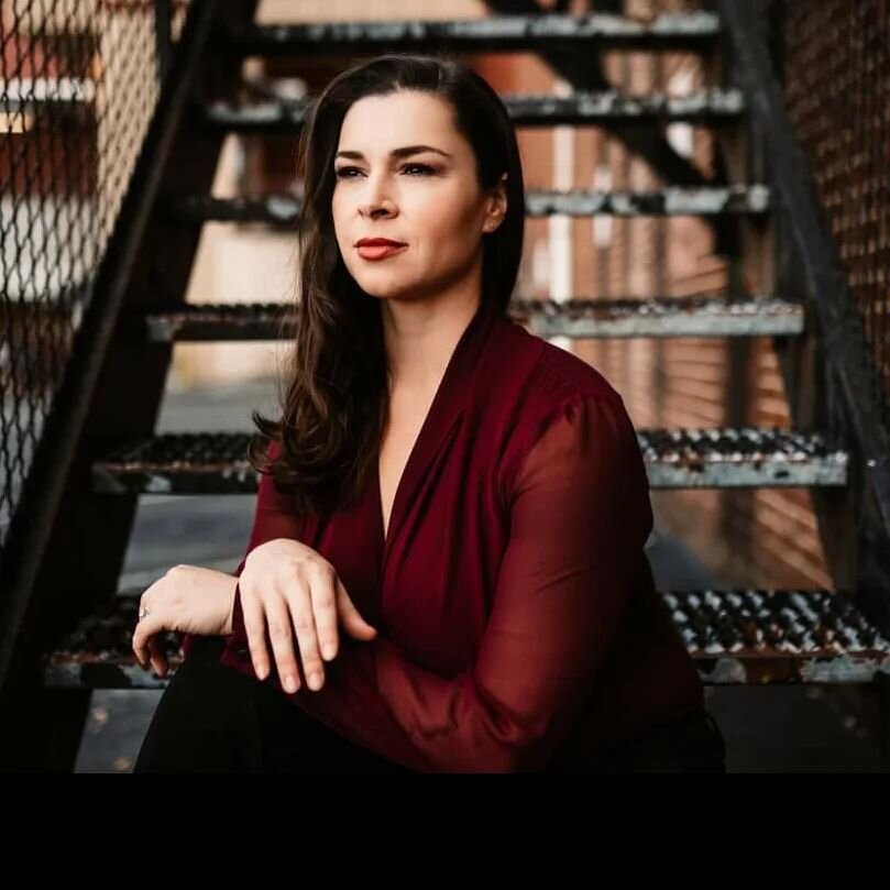 It's Tosca Time Friends! I am so excited to share that I&rsquo;ll be singing Vissi d&rsquo;arte from Tosca (Dream Role) with the @indy_symphony
 upcoming concert featuring the @isomusicians &amp; @myo_indy
January 27th and 28th at the Hilbert Circle 