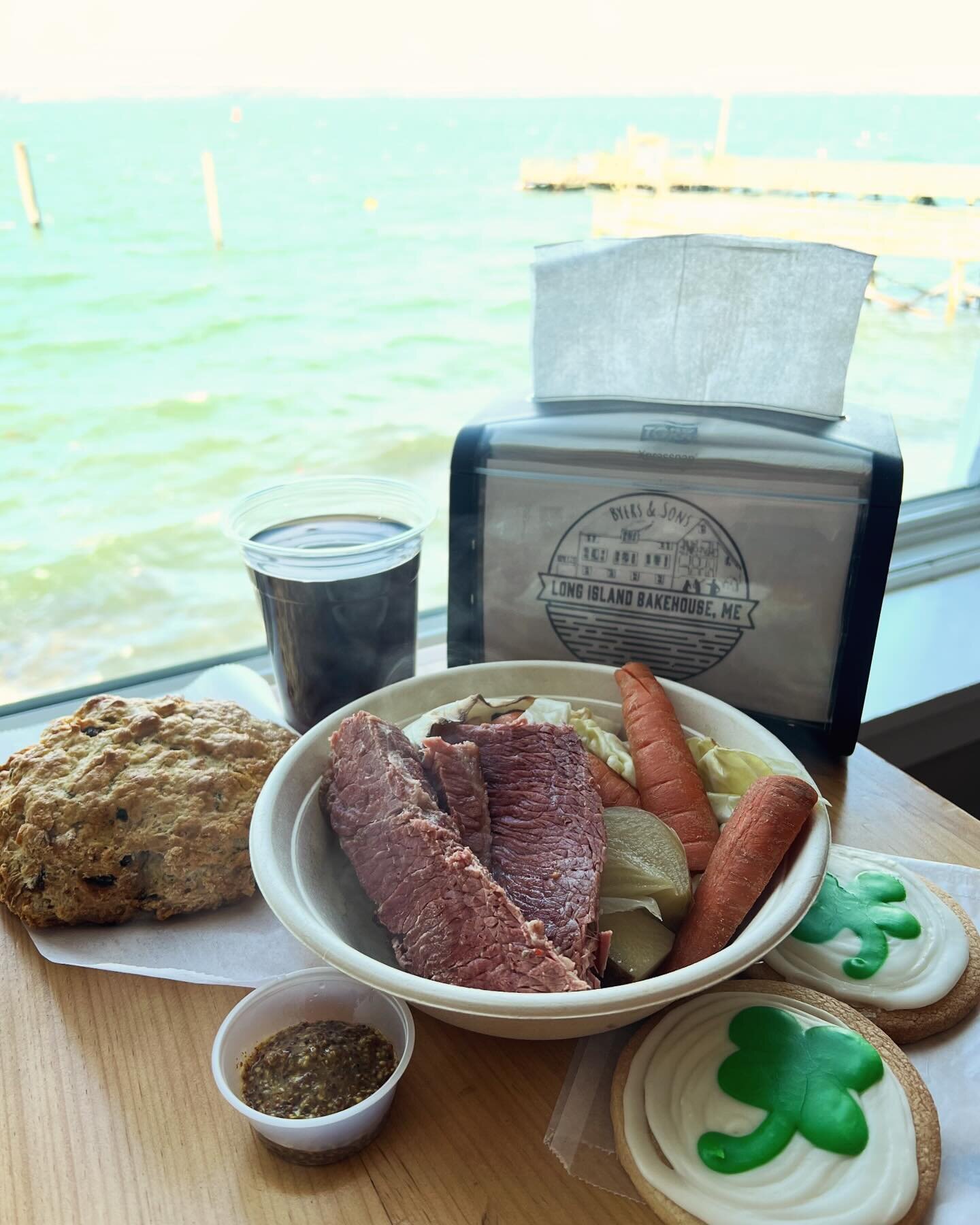 May the luck of the Irish be with you all week! 🍀 
Stop by gas &amp; more for your boiled Irish dinner, shamrock cookies, mini soda bread #andmore 
#springisintheair 
#happystpatricksday