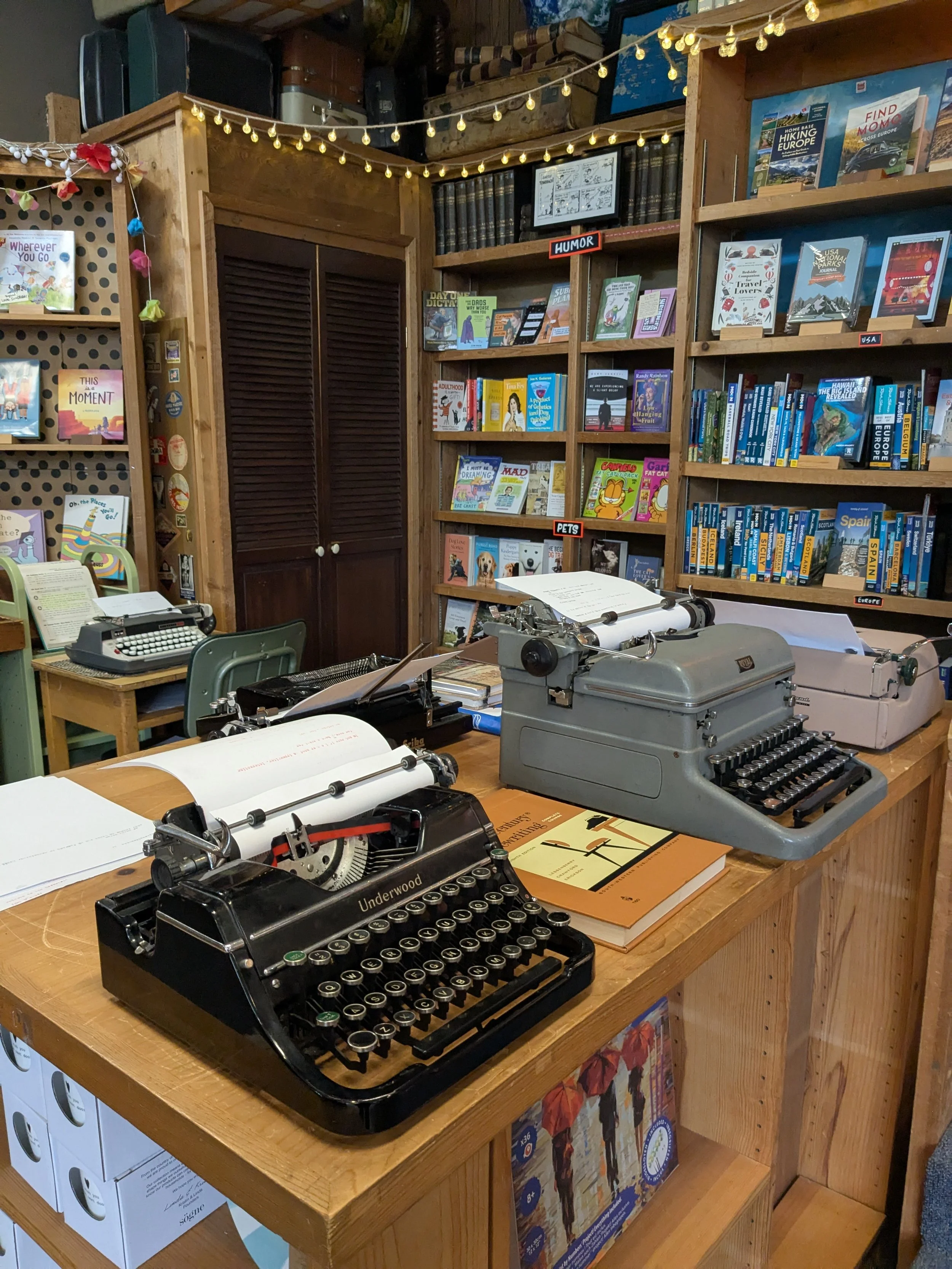 Island Books - Mercer Island, Washington