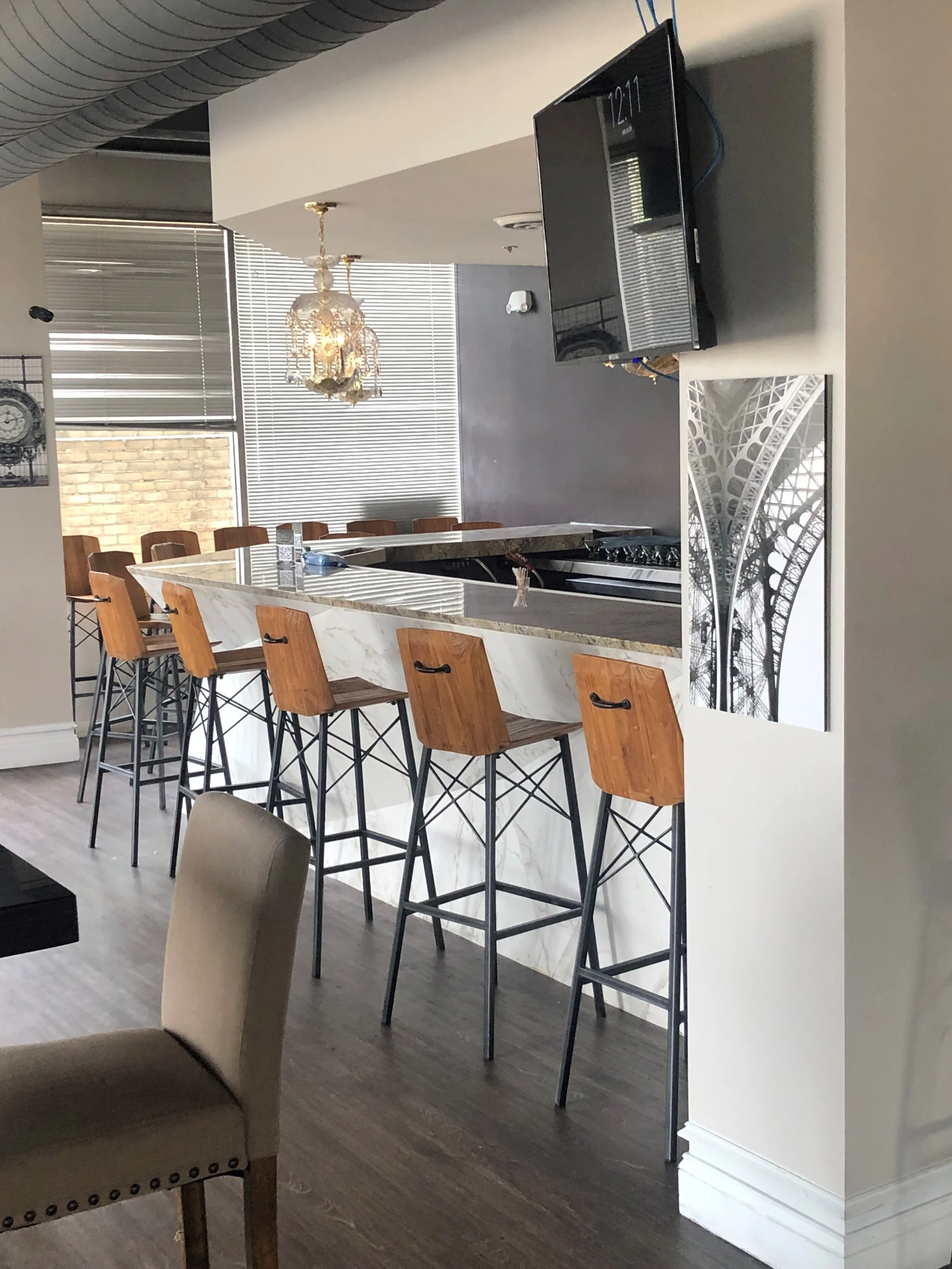 CORI'S MODERN KITCHEN & BAR