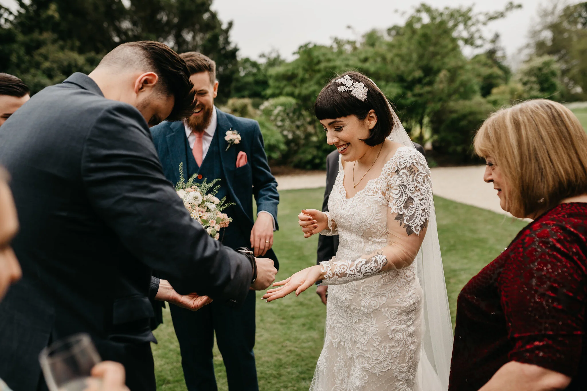infiniti magic wedding magician bride.JPG