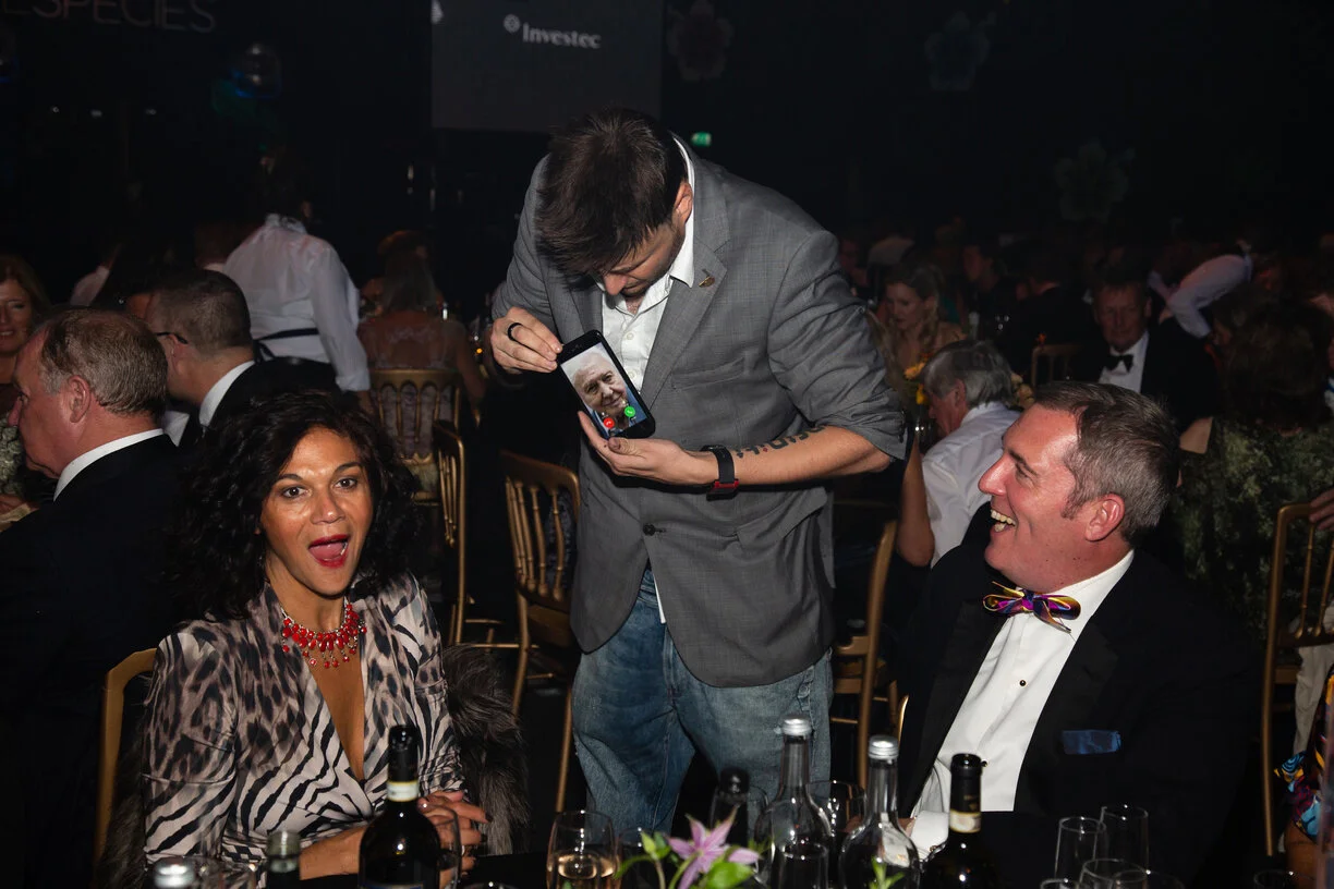 Table Magician Mark infiniti.JPG