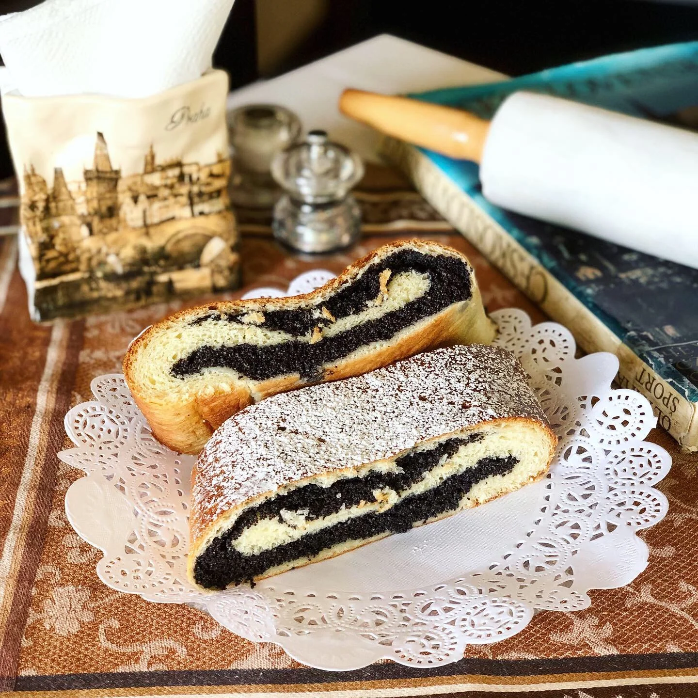 Little Prague Bakery & Deli