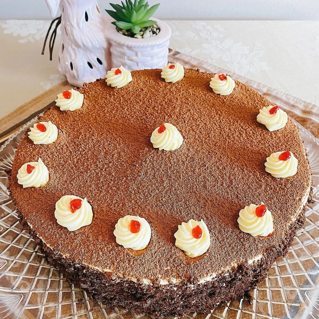 Tiramisu Cake