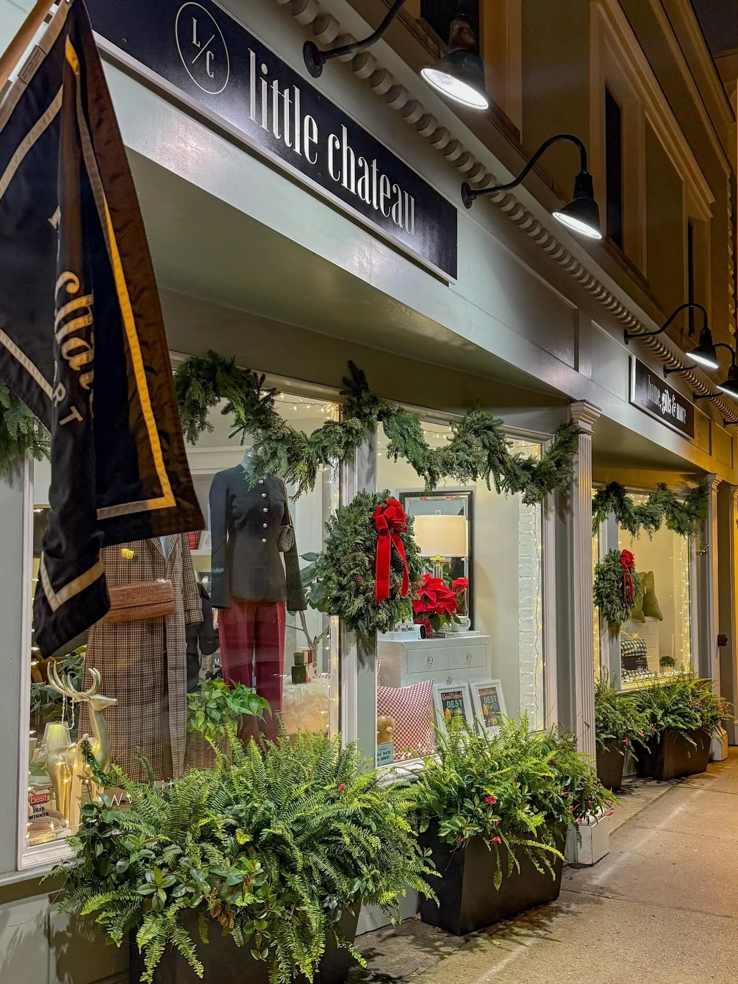 hope you all had an amazing thanksgiving with your loved ones &hearts;️ wildly grateful for this beautiful community of ours - thank you from the bottom of our hearts for shopping small + supporting us while we live out our dream. Enjoy 20% off every