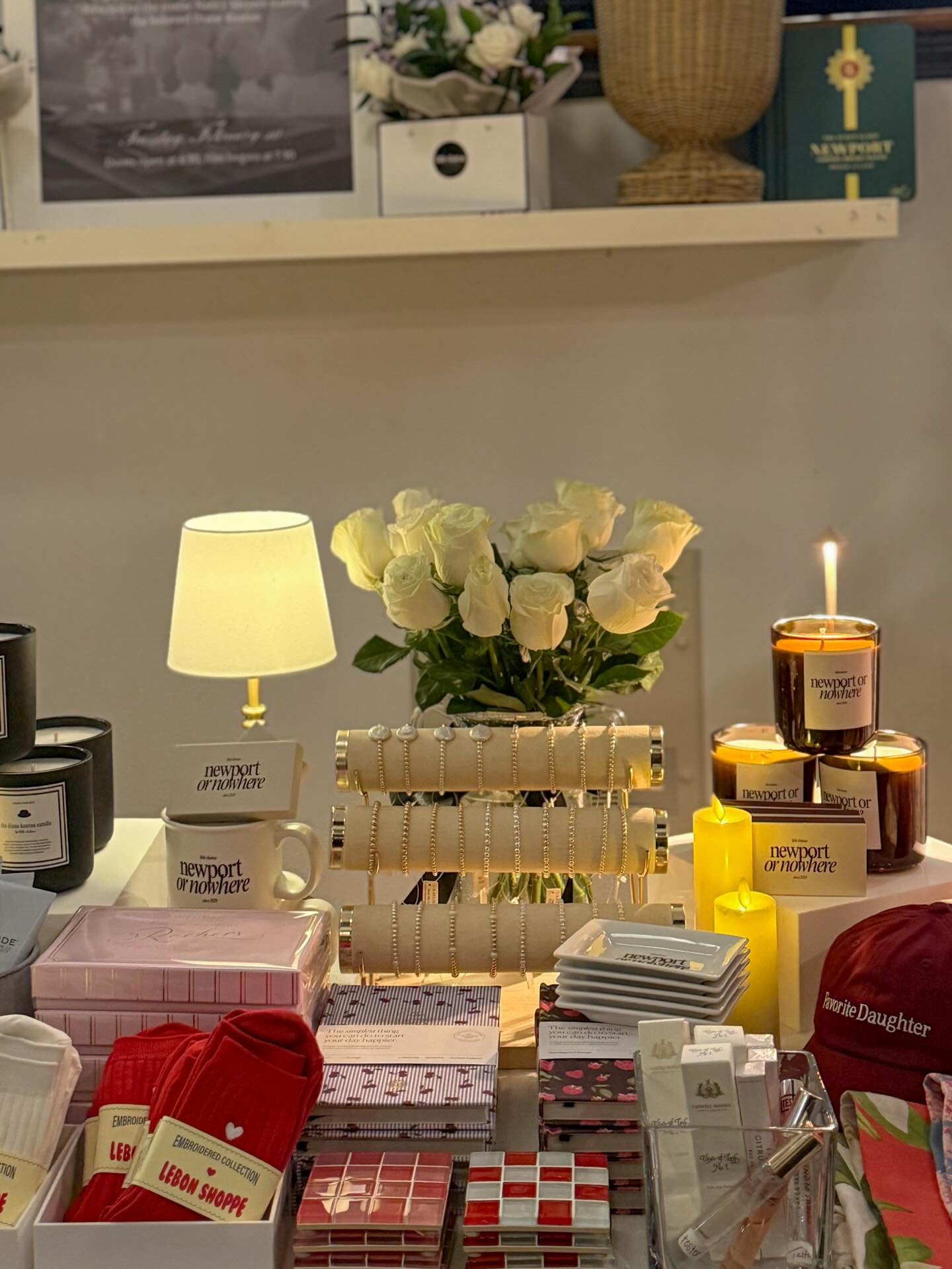 Another night to remember with our friends over at @jptnewport 🎬 We loved gathering with our amazing community for a special screening of Something&rsquo;s Gotta Give, while honoring the late Diane Keaton❣️ You all truly showed up &mdash; even on a 