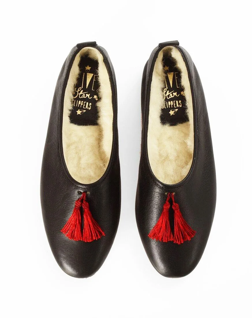 classic_black_leather_red_tassel_designed_in_new_zealand_1.jpg