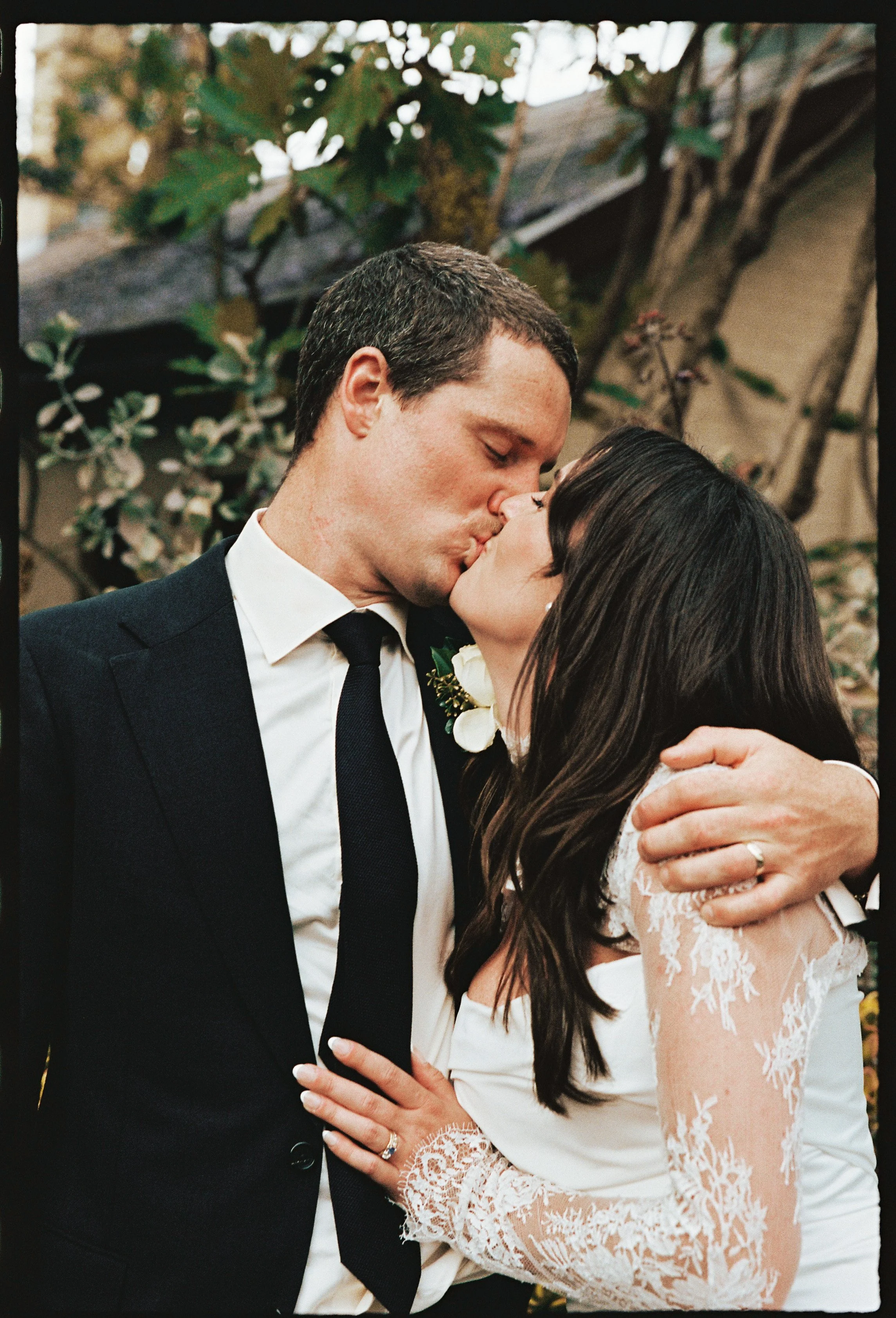 2025-12-19-LUCY AND TOM-VITORIA DAHARA-33.jpg